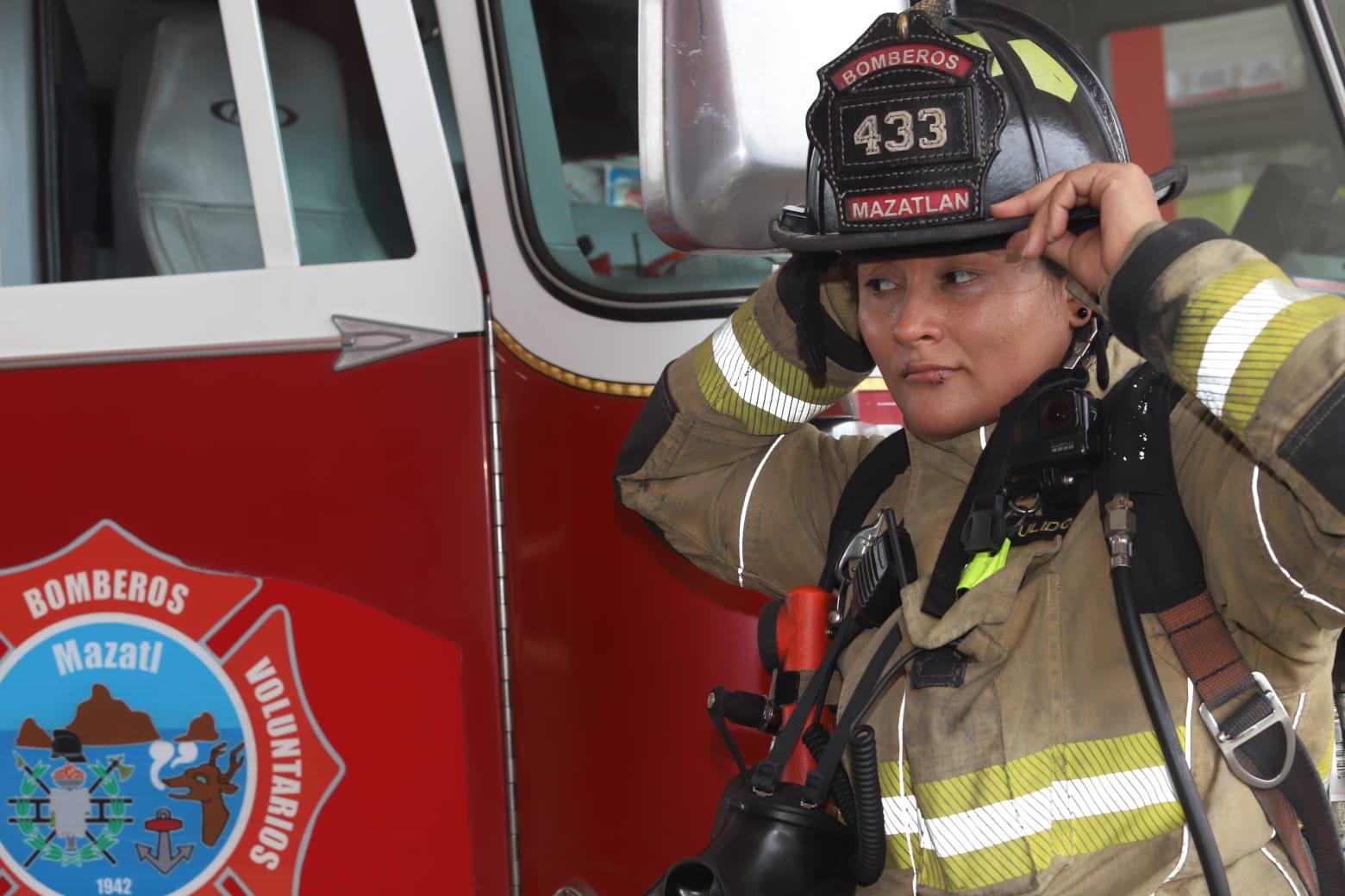 $!Para mí ser bombero es pasión por la humanidad: Martha Laura Pulido Saucedo