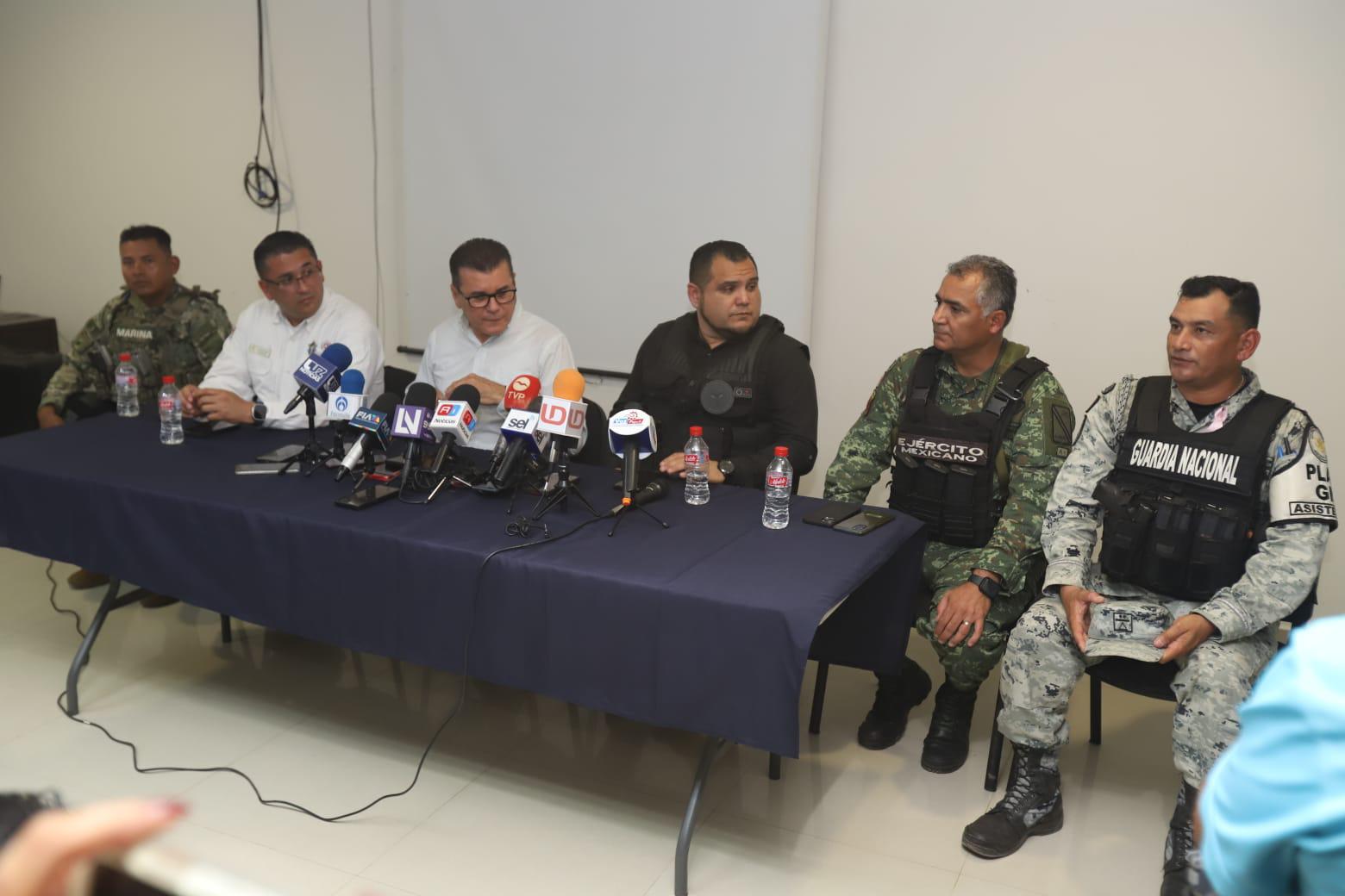 $!Fuerzas armadas y Policía Municipal despliegan operativo en Mazatlán tras enfrentamiento del domingo