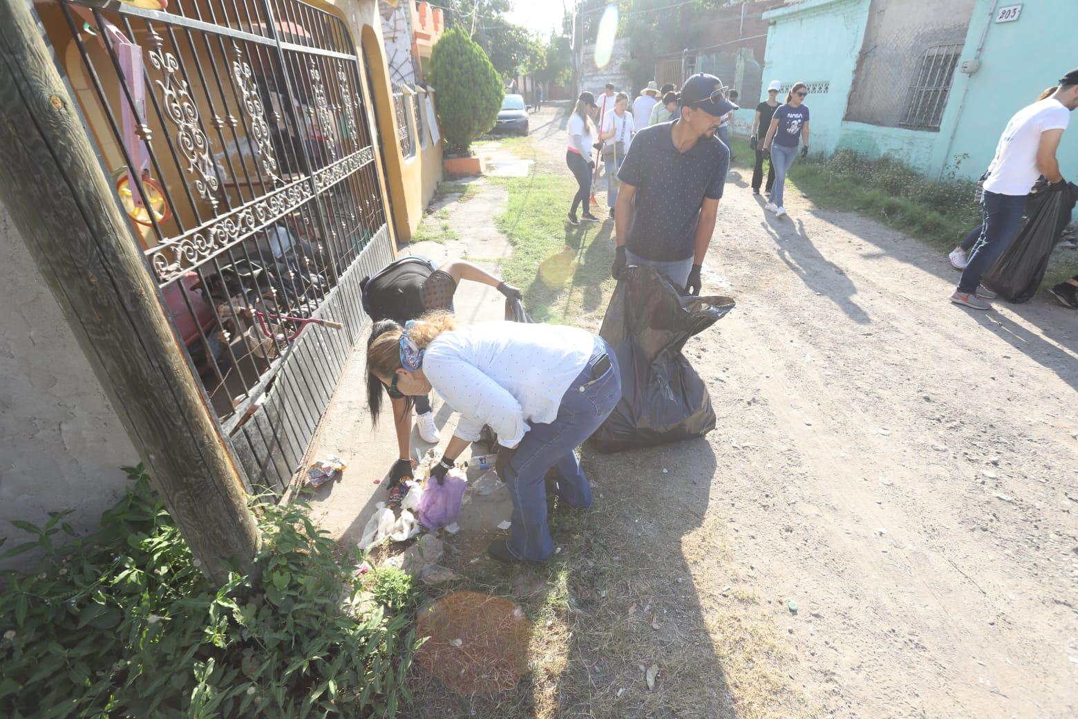 $!Llega a Colonia 12 de Mayo jornada de limpieza comunitaria de Jumapam