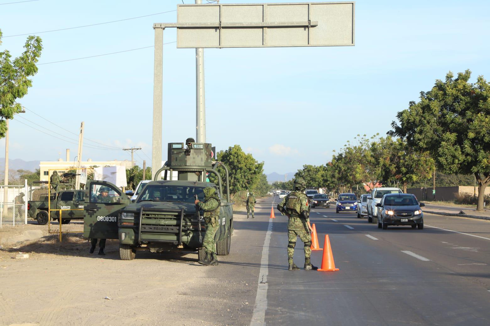 $!Mujer muere en volcadura a la altura de El Pozole, en Mazatlán