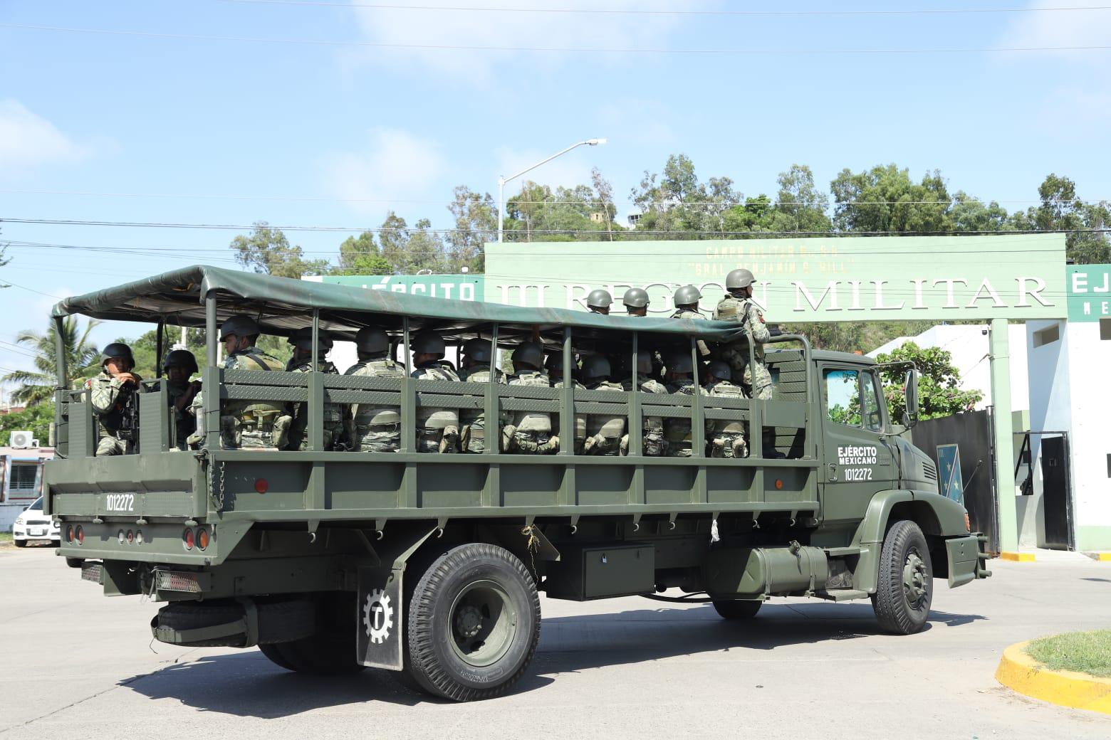 $!Llegan esta tarde a Mazatlán elementos del Ejército Mexicano para reforzar la seguridad en Sinaloa