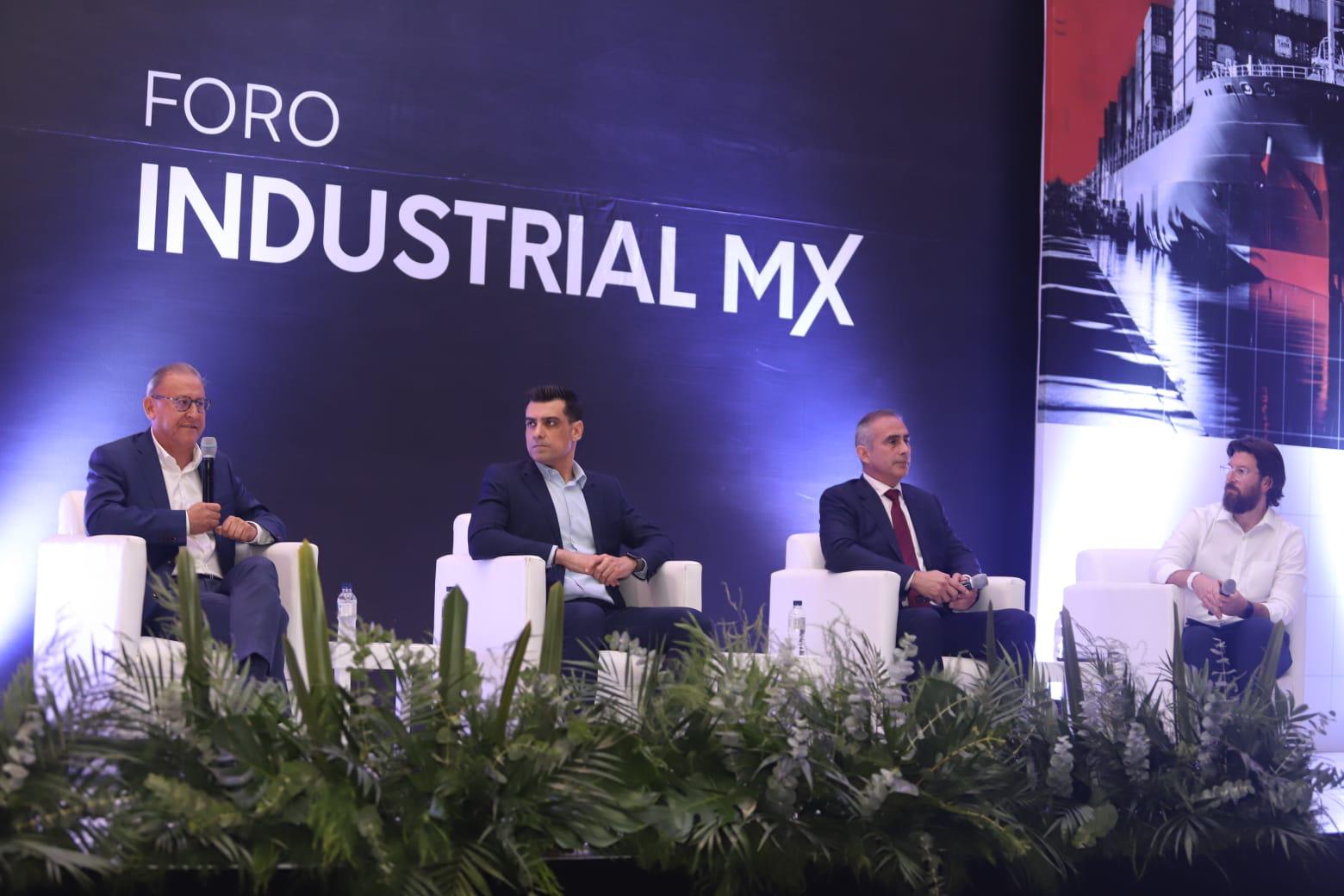 $!Aspira Sinaloa a diversificar su economía con más industria; Díaz Vega al inaugurar Foro Industrial MX