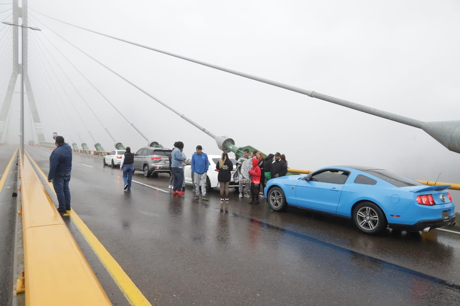 $!Azota tormenta invernal con fuertes lluvias, neblina y viento a zona serrana de Sinaloa y Durango