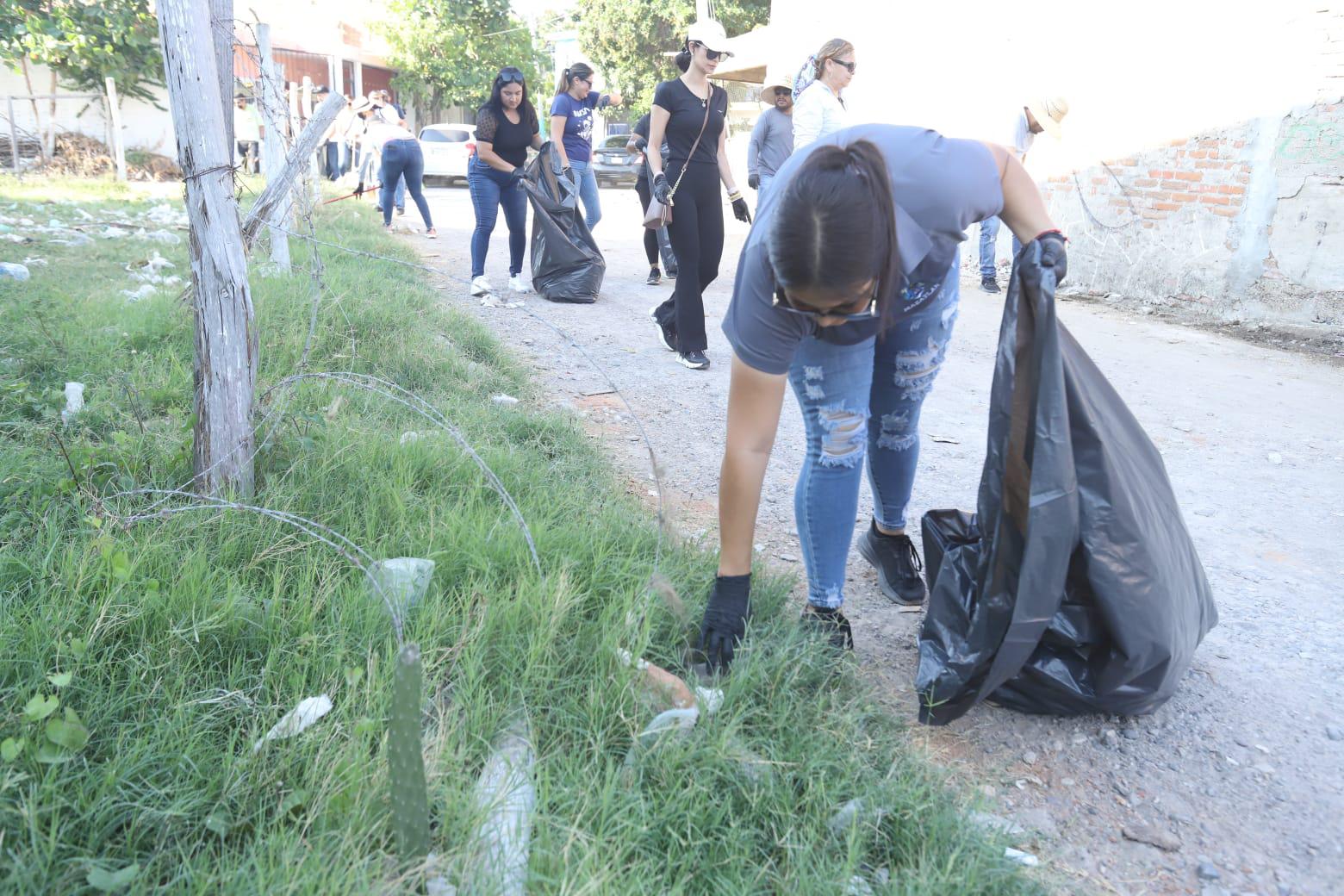 $!Llega a Colonia 12 de Mayo jornada de limpieza comunitaria de Jumapam