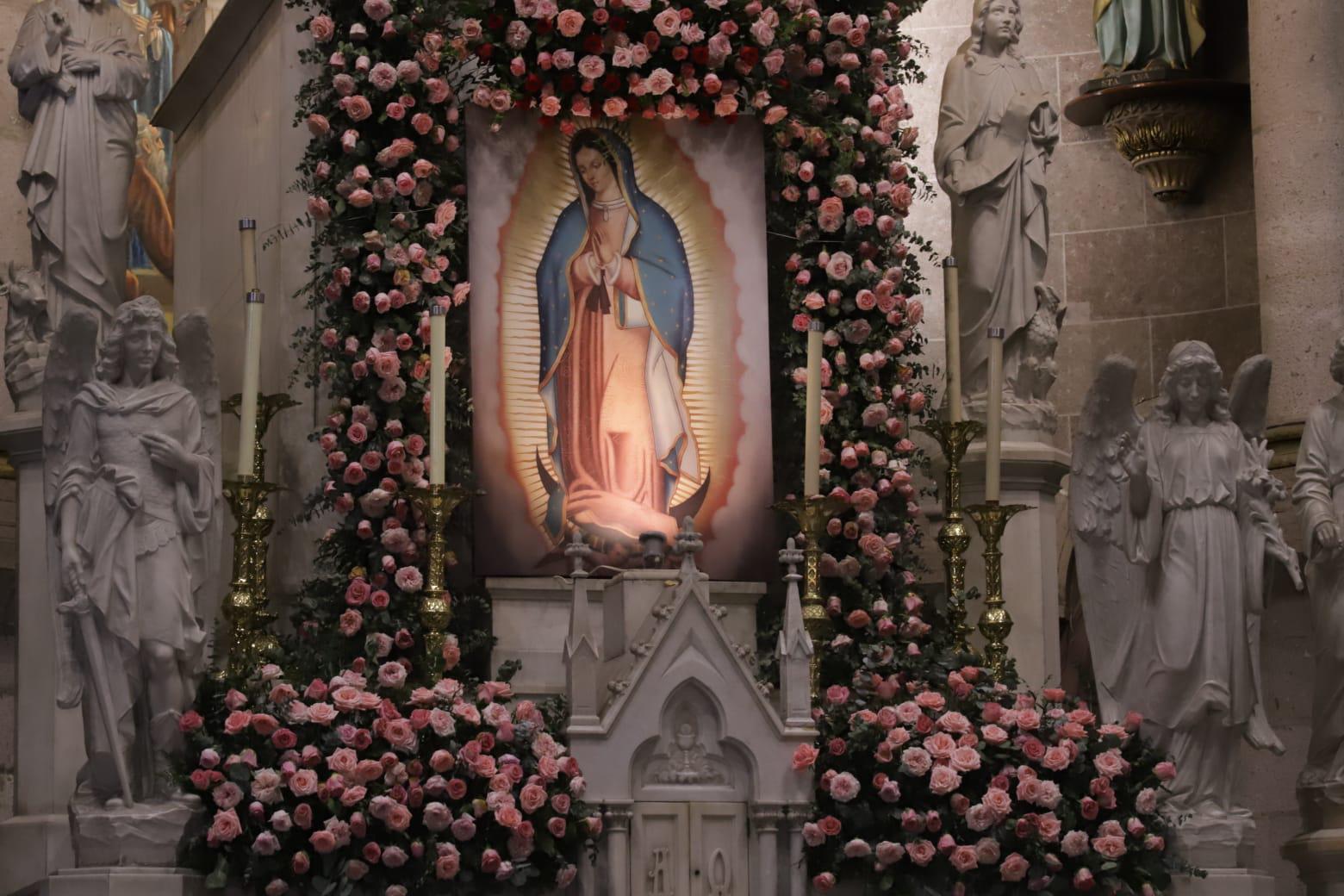 $!Cantan ‘Las Mañanitas’ a la Virgen de Guadalupe, en Catedral de Mazatlán