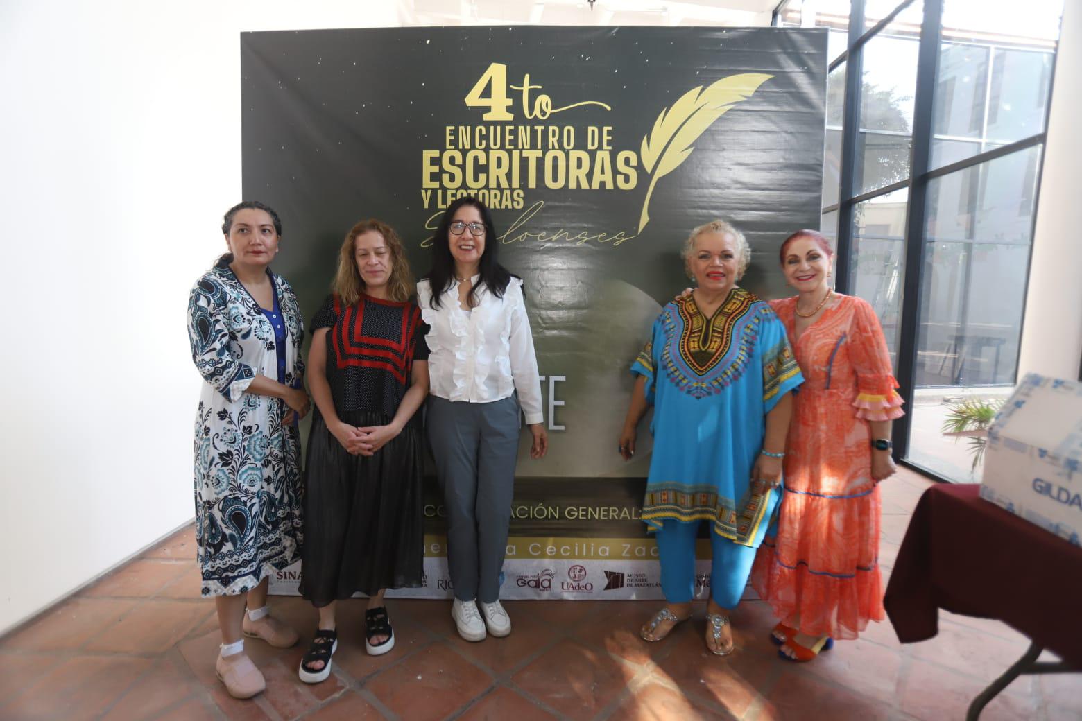 $!Elena Méndez, Enna Osorio Montejo, Raquel Cota, Julieta Montero y Gloria López Gavito.