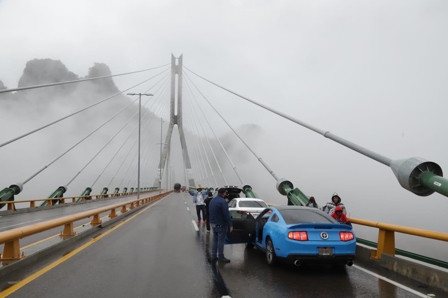 $!Azota tormenta invernal con fuertes lluvias, neblina y viento a zona serrana de Sinaloa y Durango