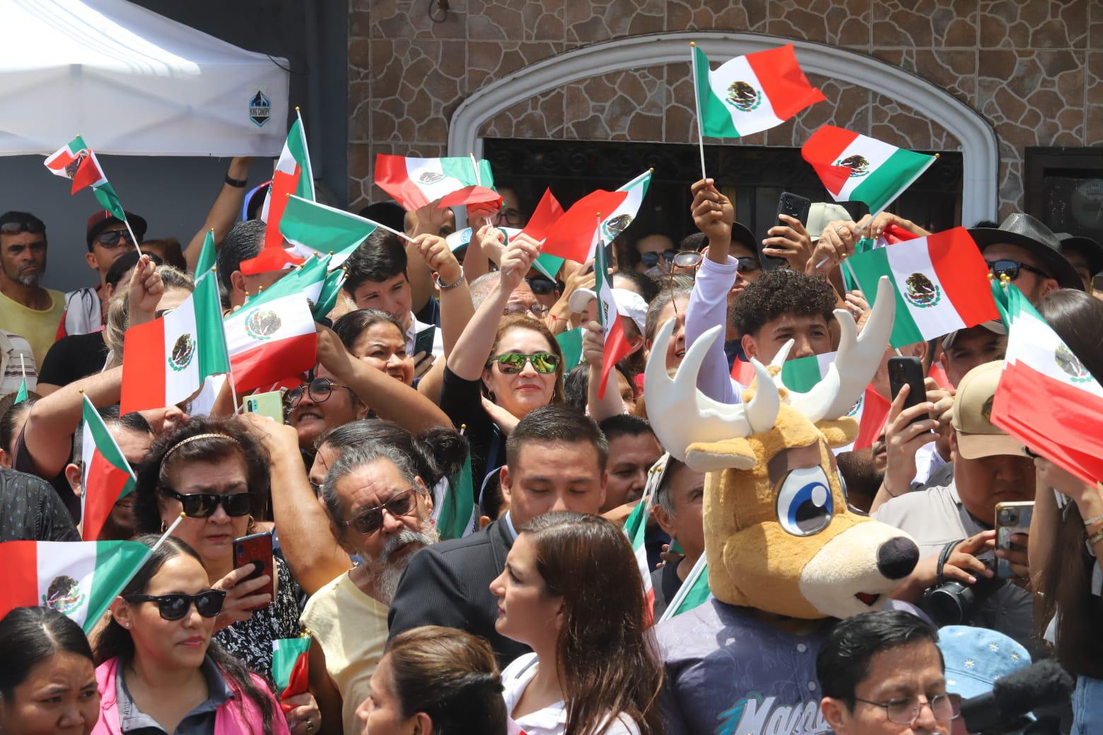 $!La Colonia Montuosa celebra una medalla de plata histórica para Mazatlán