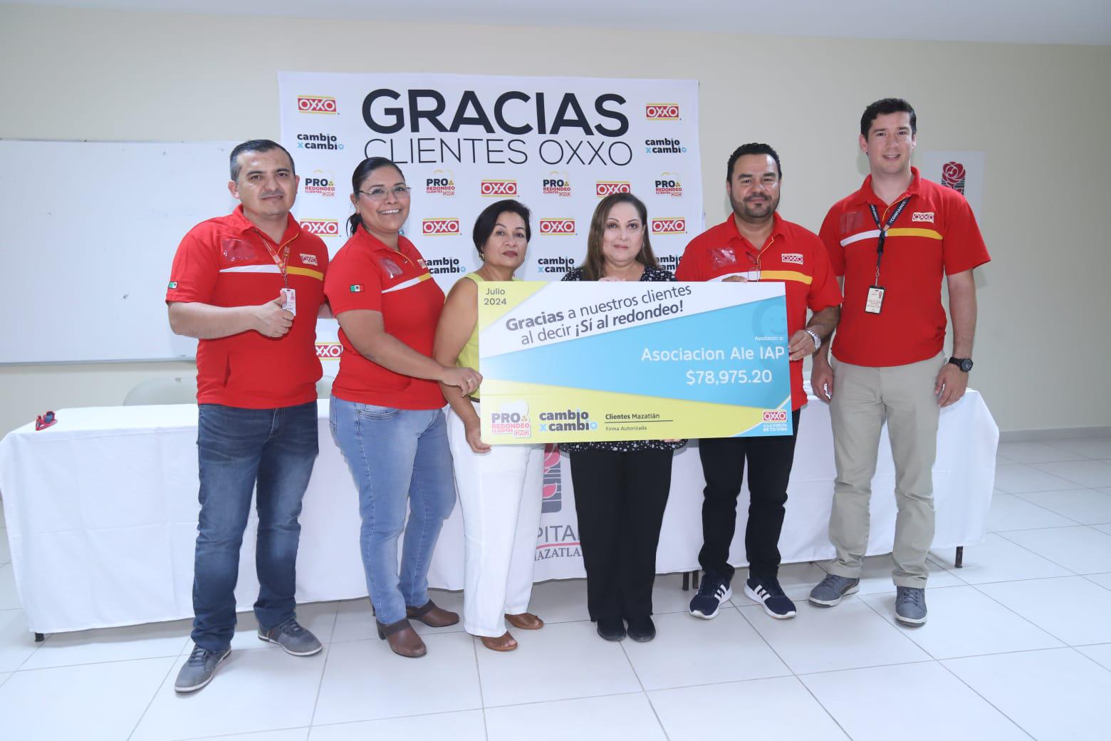 $!Recibe Asociación ALE Mazatlán donativo de casi $80 mil por redondeo en Oxxo