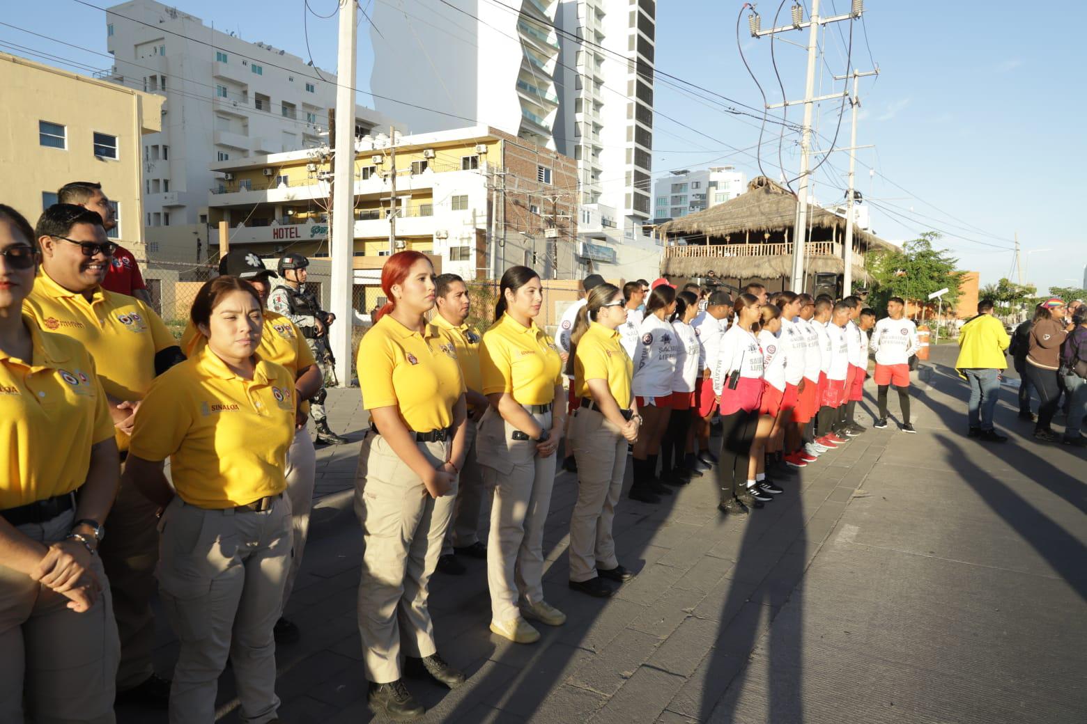 $!Ponen en marcha en Mazatlán el Operativo de Seguridad Guadalupe-Reyes