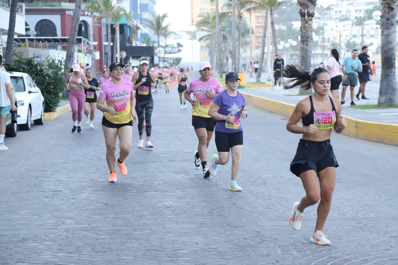 $!Exhiben poderío en Carrera Imperium, en Olas Altas