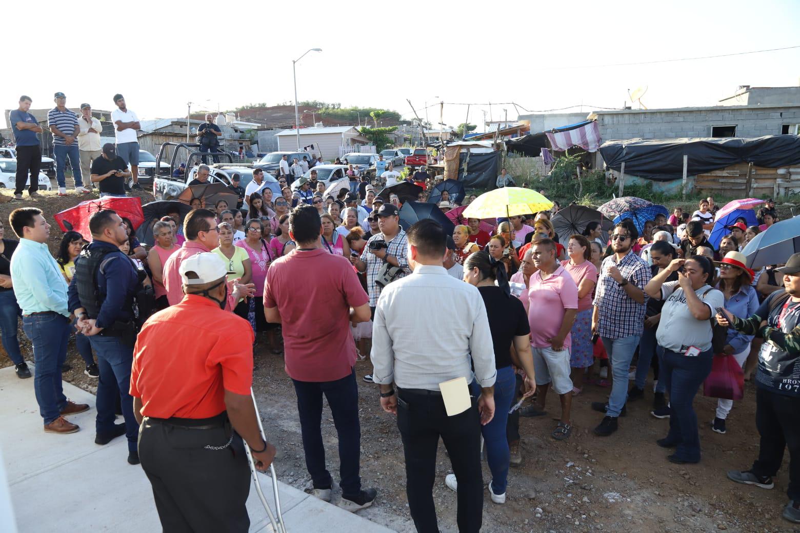 $!Inaugura Alcalde de Mazatlán una nueva caseta de policía en la colonia Cvive