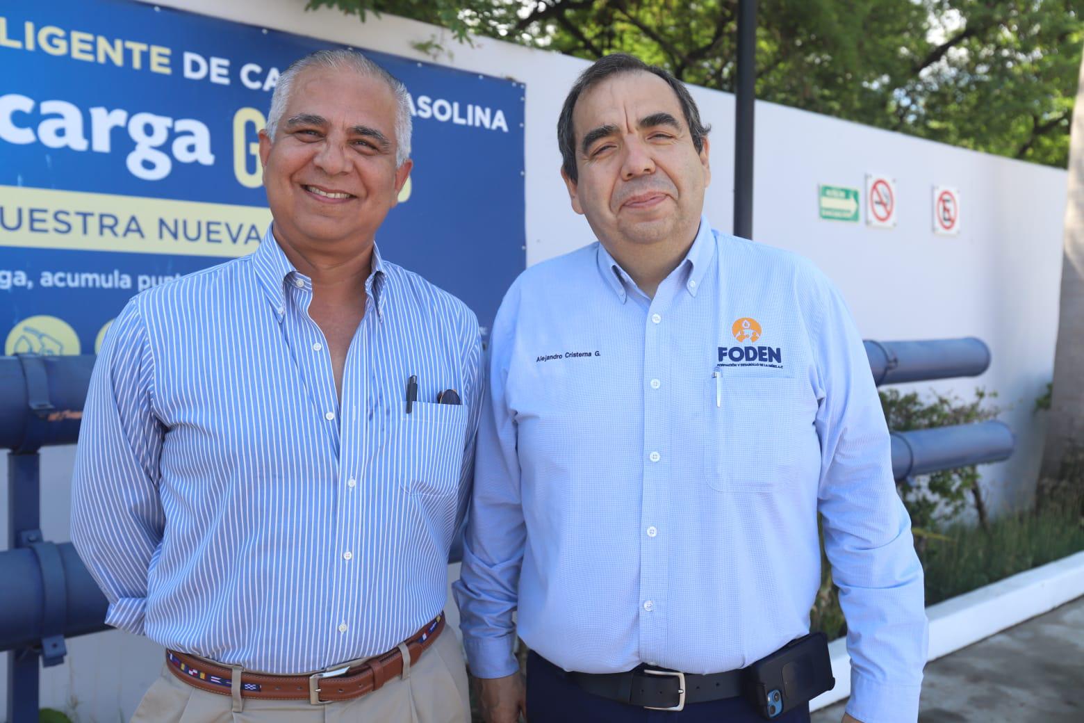 $!Grupo Petroil inicia en Mazatlán su colecta de útiles escolares