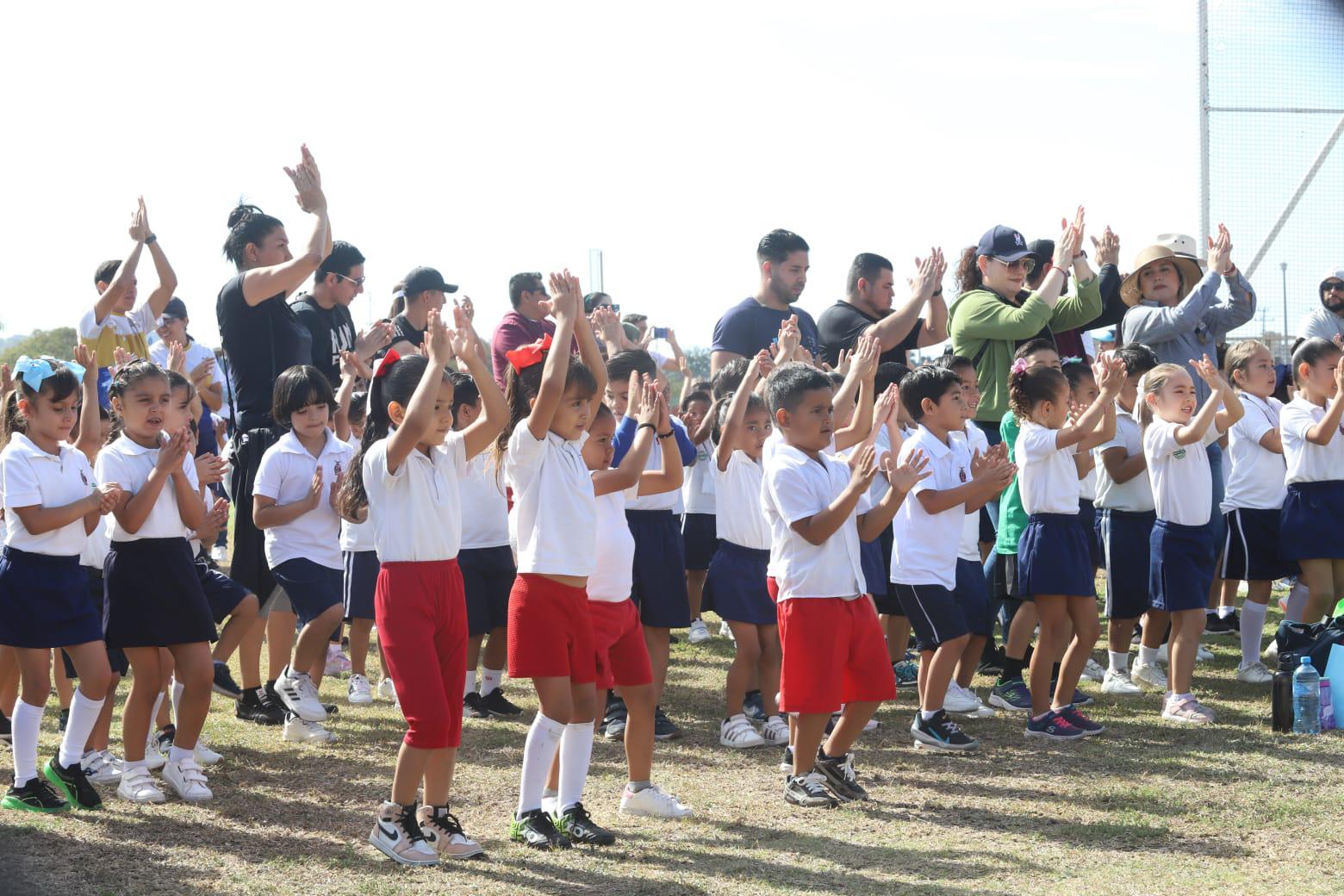 $!Asisten a la miniolimpiada de atletismo del nivel preescolar