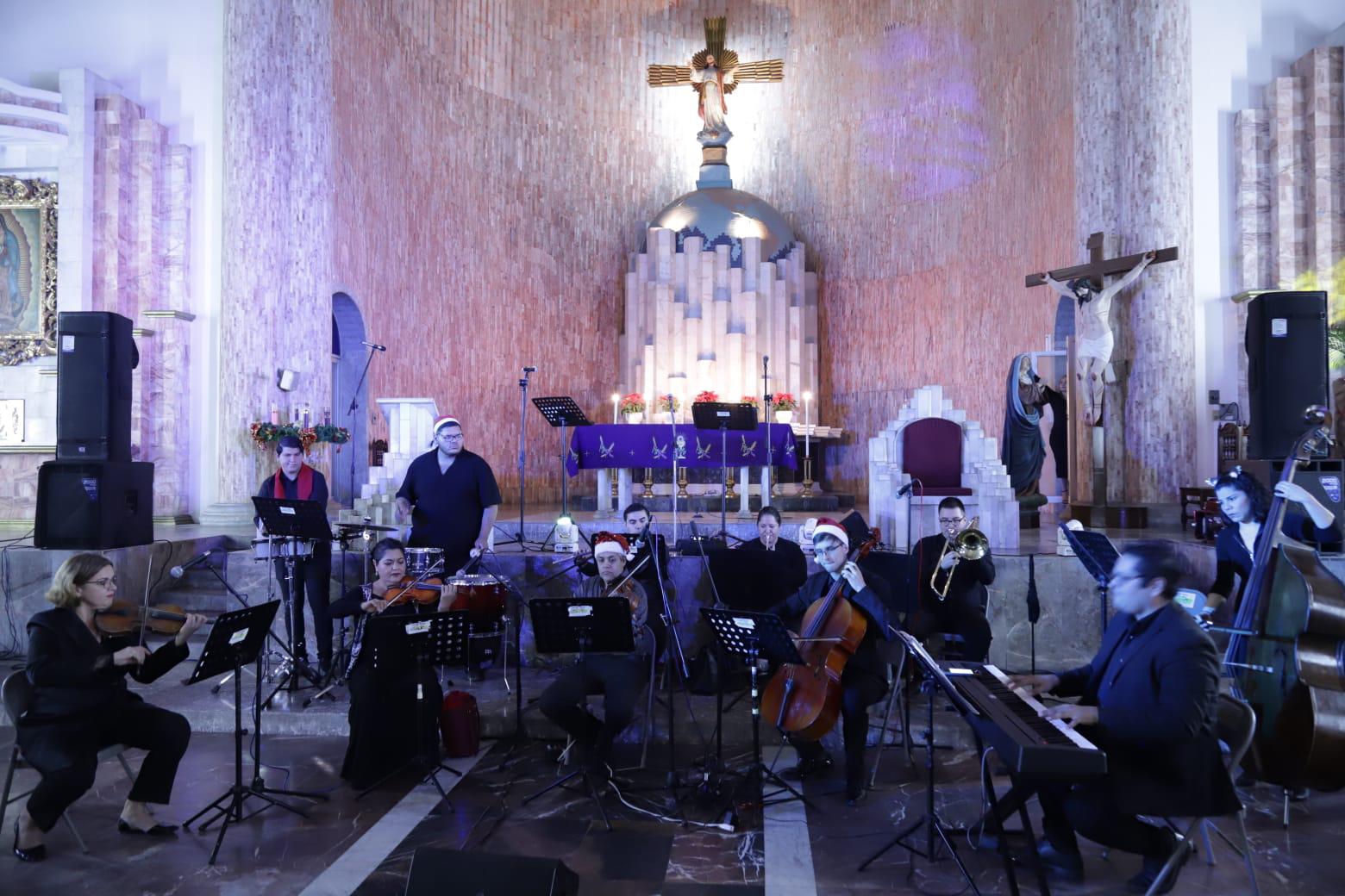 $!La Orquesta de Cámara Santa Cecilia contribuyó con la noble causa.