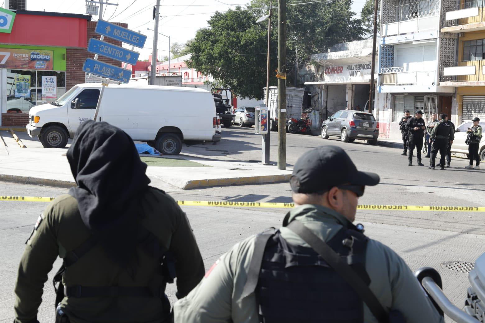 $!Asesinan a balazos a un hombre en la colonia Gabriel Leyva, en Mazatlán