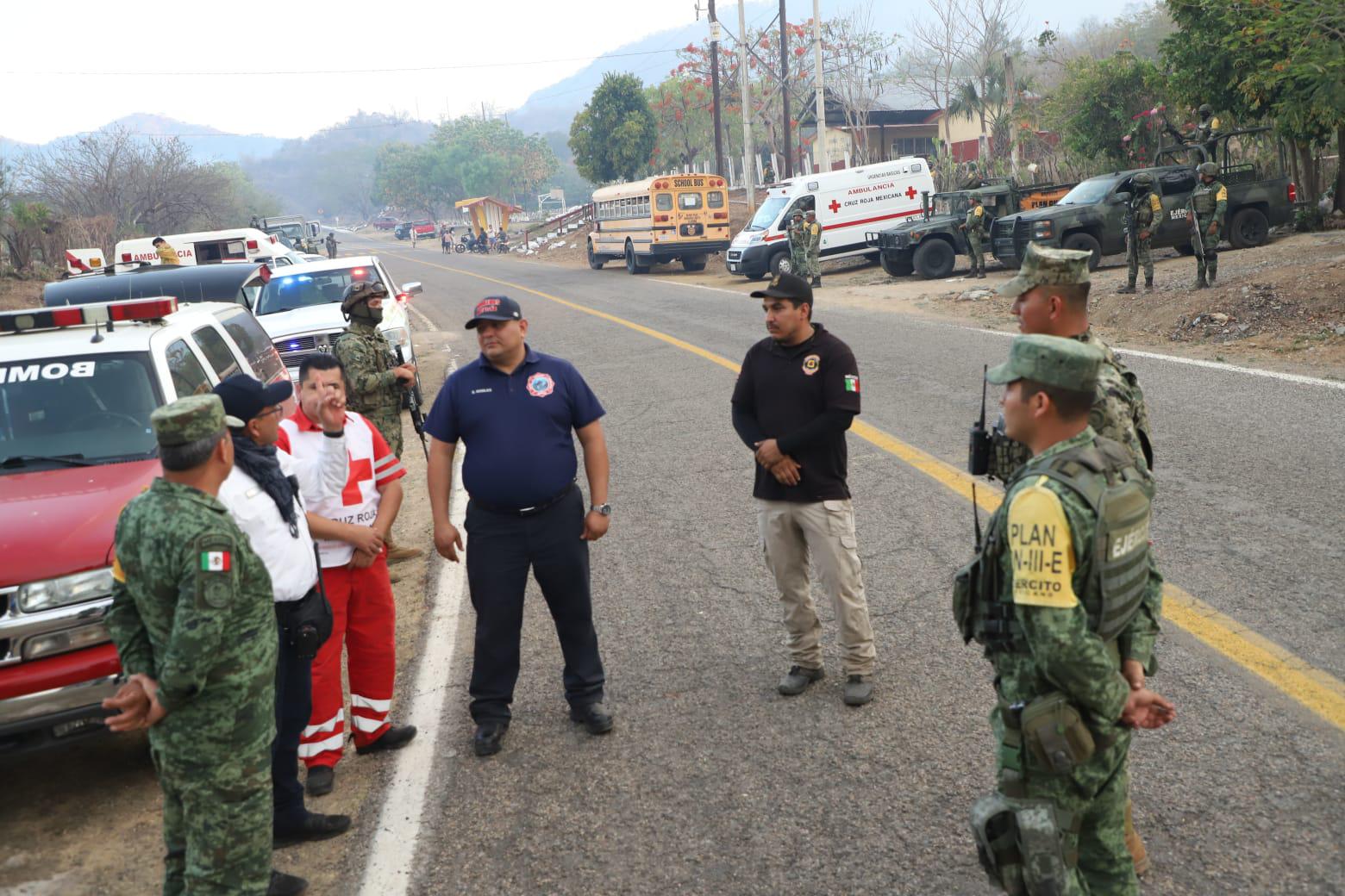 $!Por incendio sin control en El Magistral evacuan a 35 habitantes