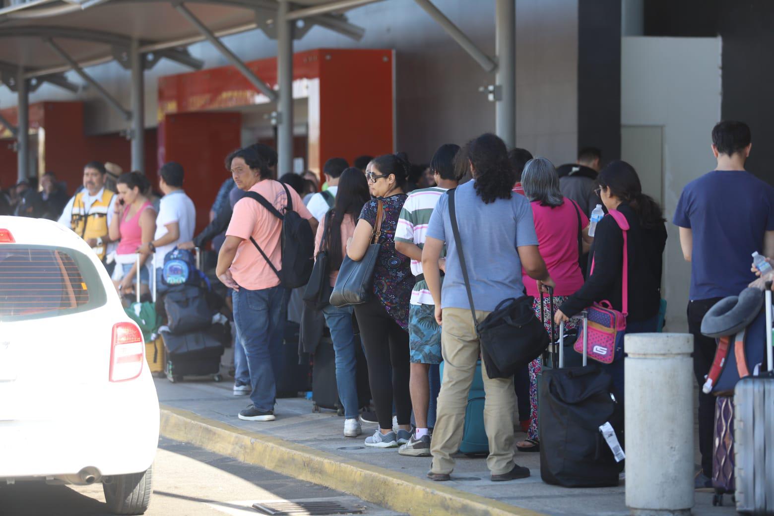 $!Transitan más de 180 mil pasajeros en Aeropuerto de Mazatlán durante marzo