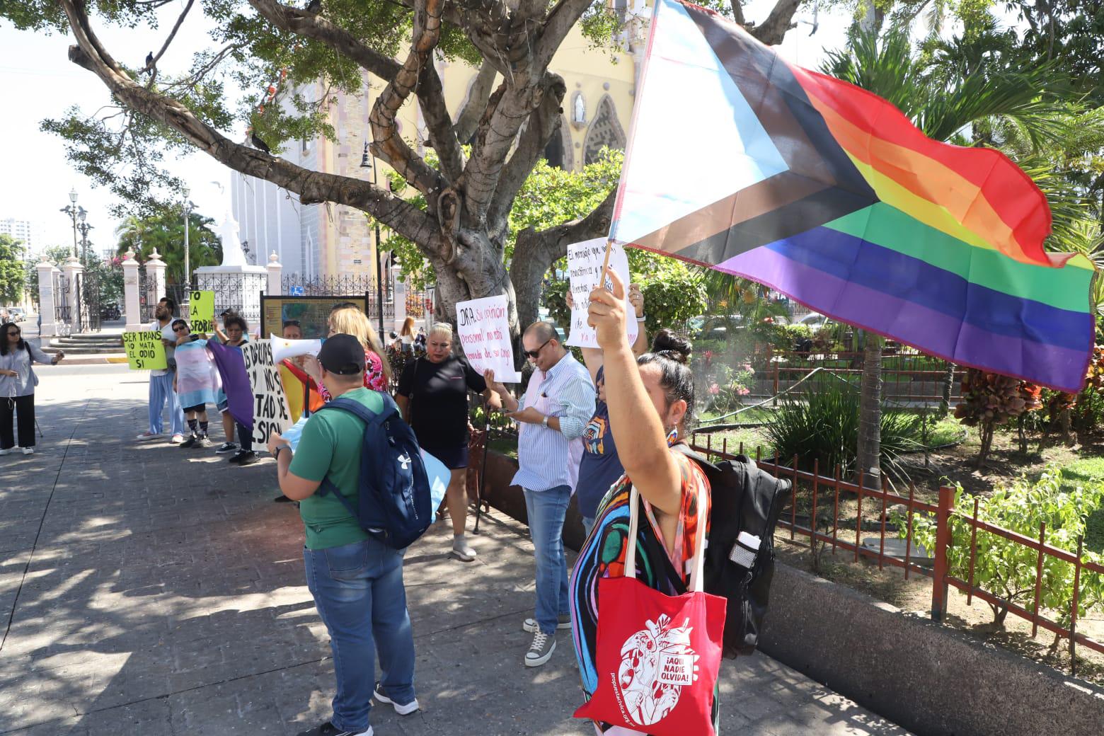 $!Exige comunidad LGBTTIQ+ destitución de la directora del Immujer en Mazatlán