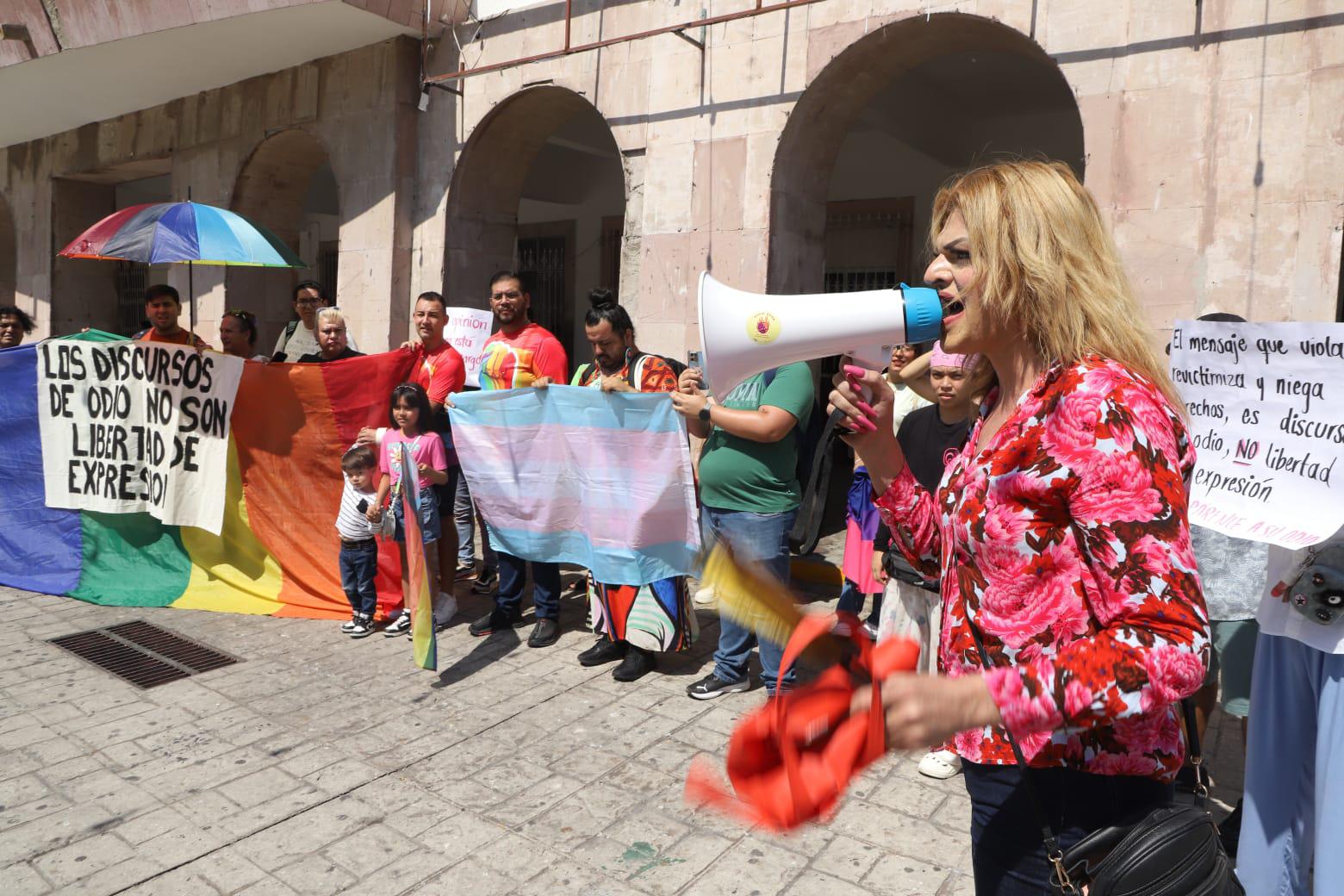 $!Exige comunidad LGBTTIQ+ destitución de la directora del Immujer en Mazatlán