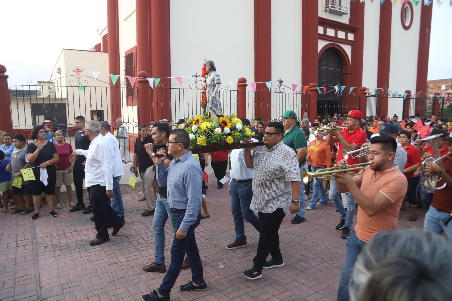 $!Bañan a San Juan en las aguas del Río Presidio; le piden lluvias