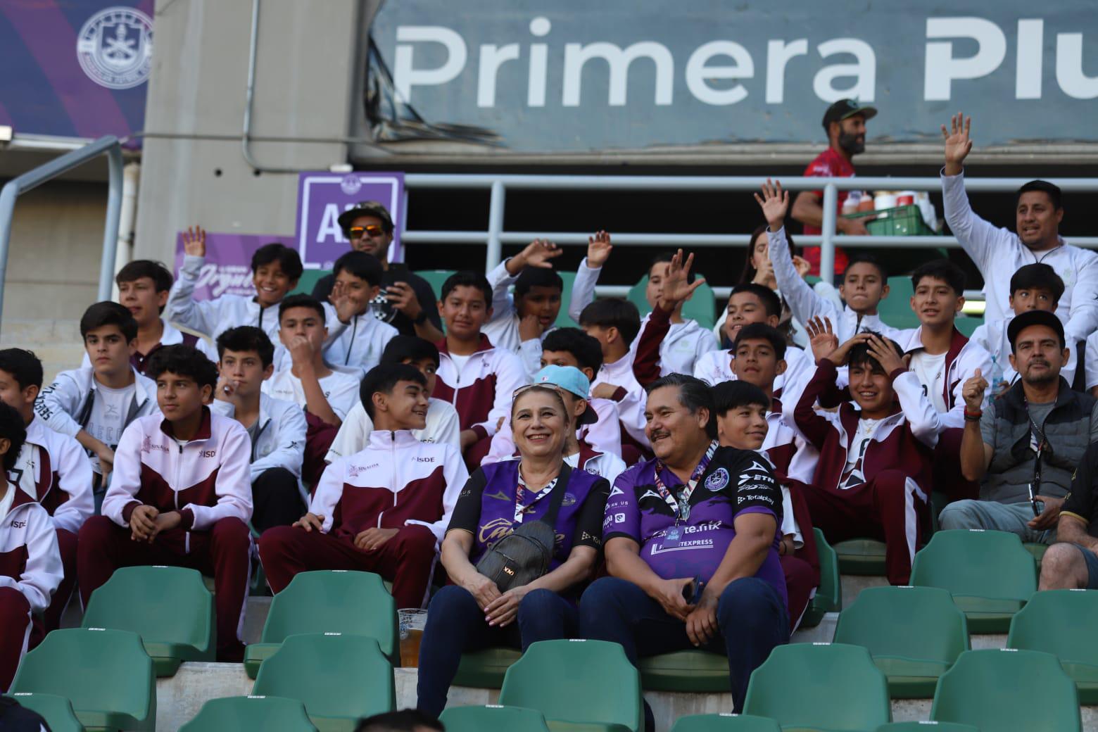 $!Este equipo de niños disfruta del encuentro celebrado en El Encanto.