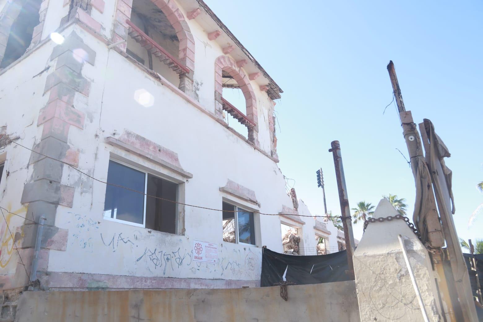 $!Suspenden demolición de la Casa del Marino, en Mazatlán