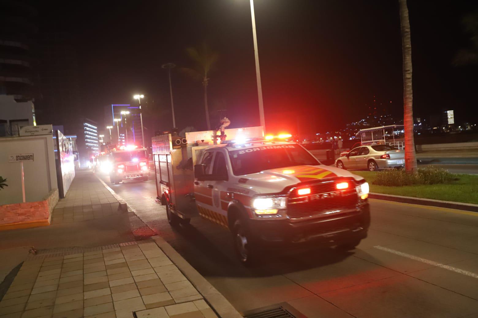 $!Celebra el Día Nacional del Bombero en Mazatlán con misa, desfile y fiesta