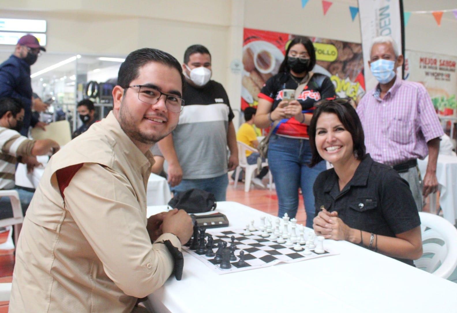 $!Ponen en marcha Torneo Estatal de Ajedrez, en el marco del Día Internacional de la Juventud