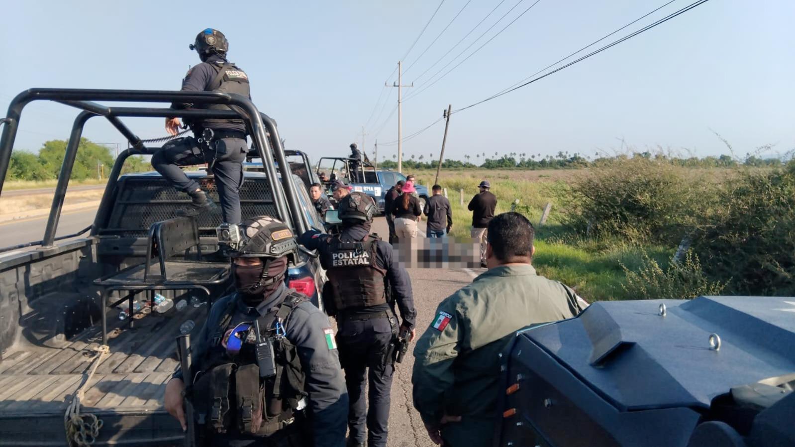 $!Hallan dos cuerpos sin vida en carretera Culiacán-Eldorado