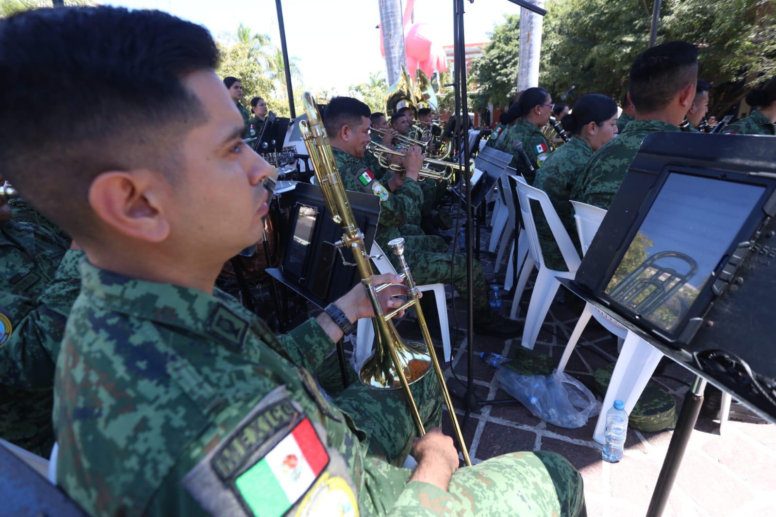 $!Llega la Banda de Música de la Tercera Región Militar a la Machado