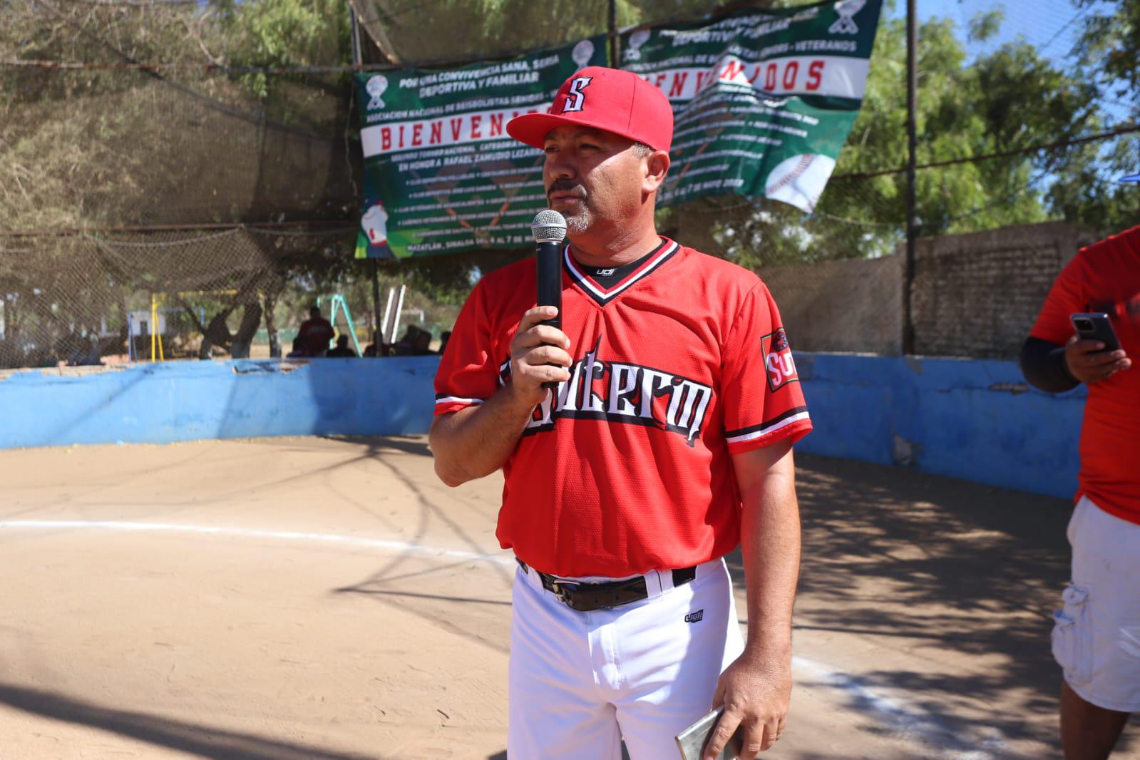 $!Cantan playball en Liga de Beisbol Sabatina, en Club Polluelos