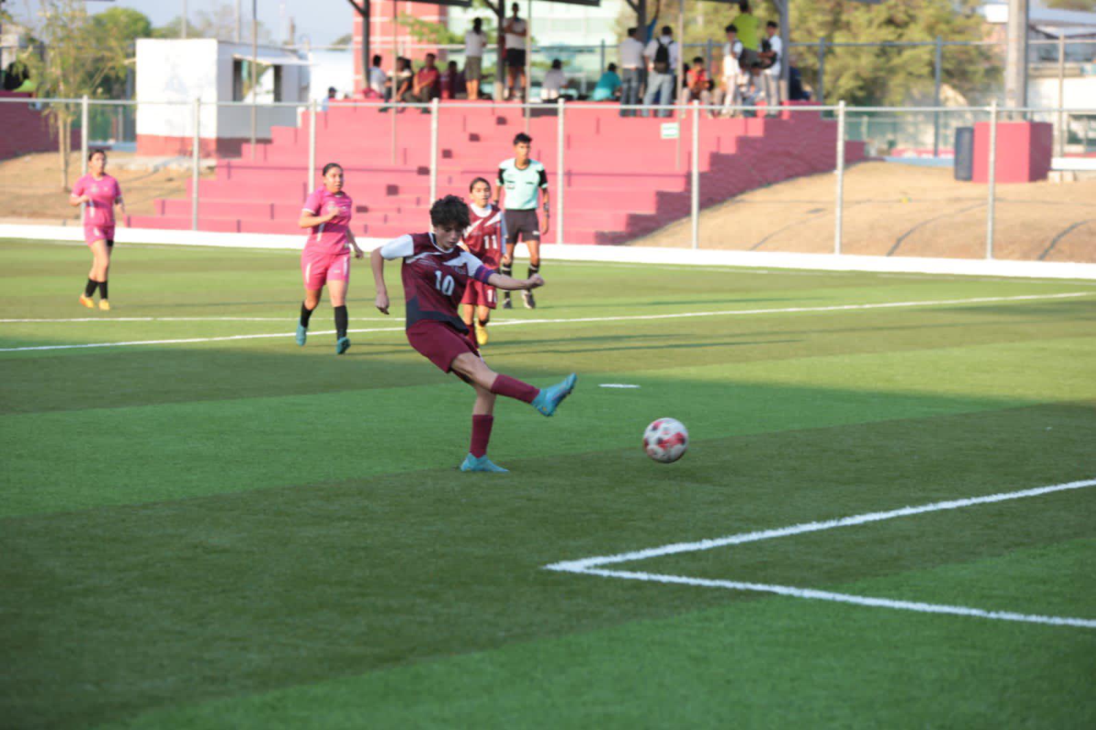 $!Sinaloa va por las finales del futbol en Nacionales Conade