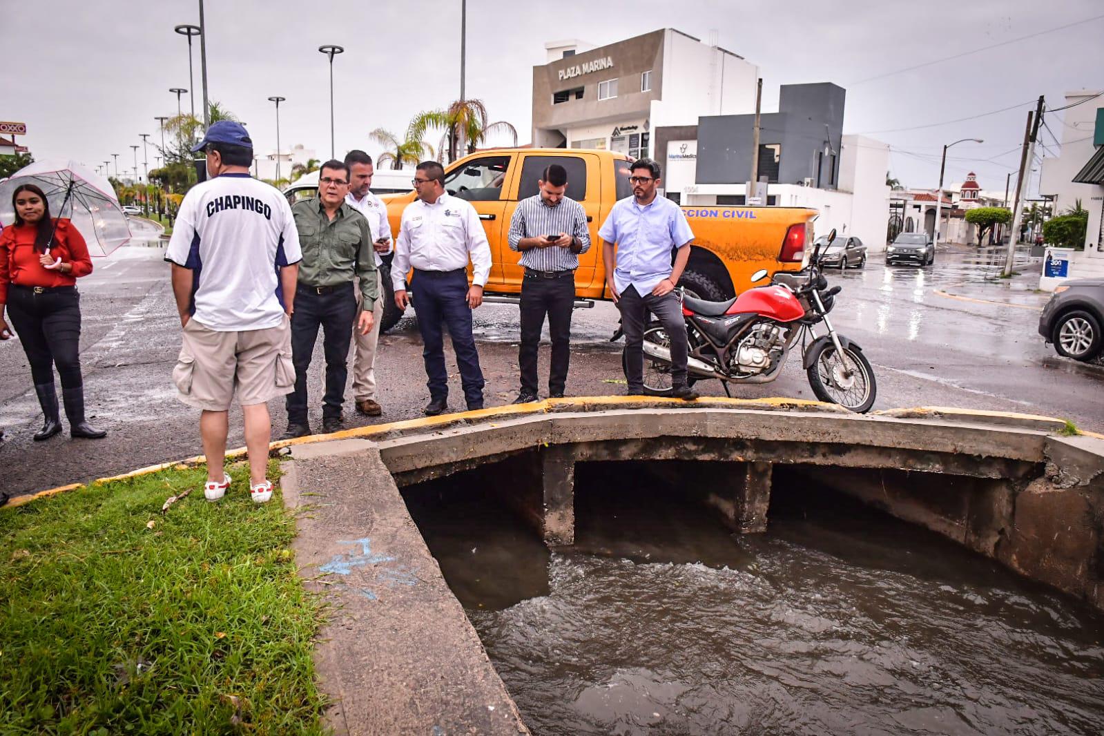 $!Provoca tormenta en Mazatlán inundaciones; autoridades recorren zonas afectadas