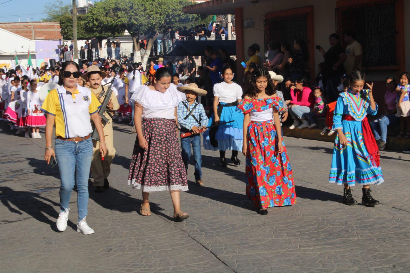 $!Desfilan en Rosario por el 114 aniversario de la Revolución Mexicana