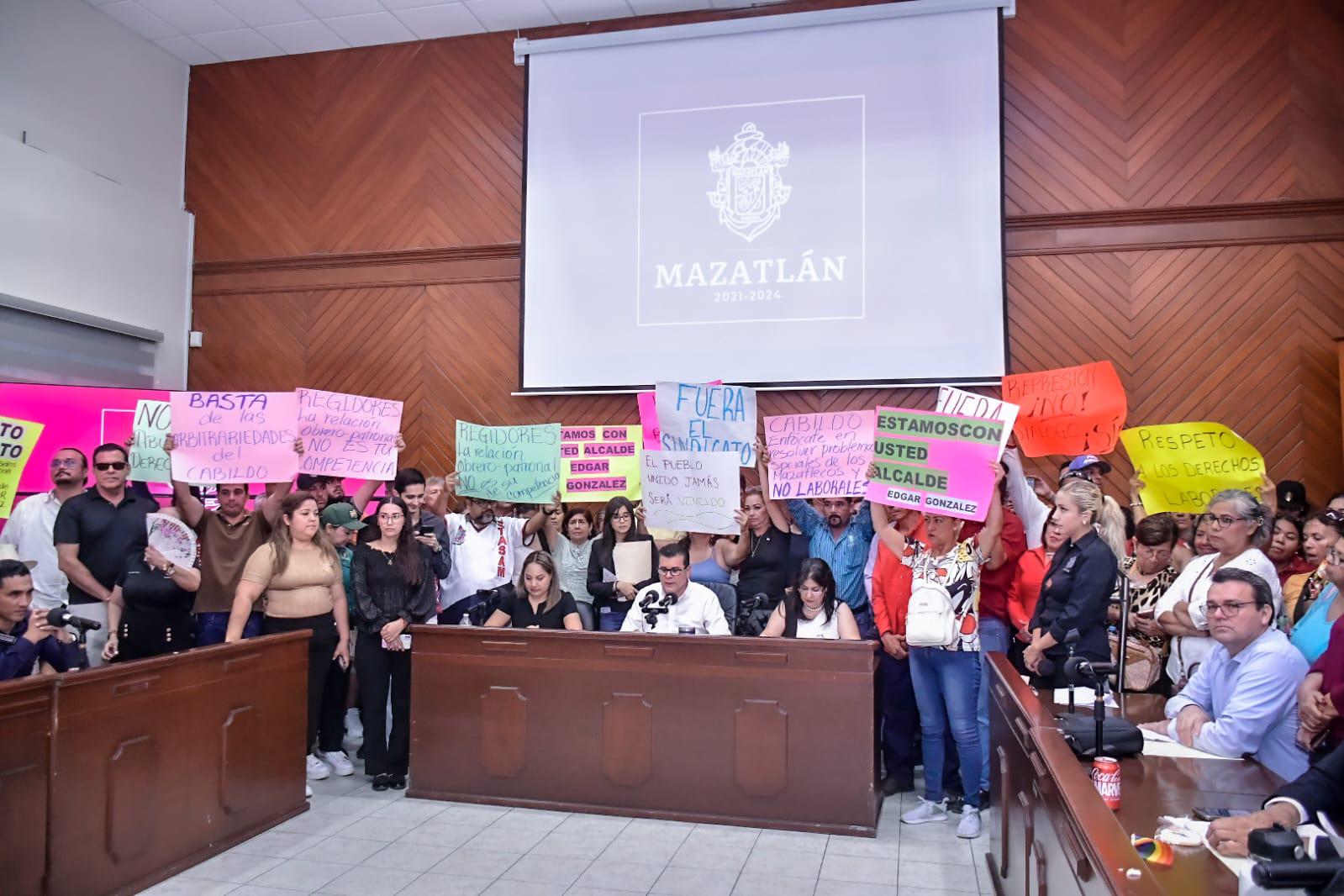 $!Aprueba Cabildo de Mazatlán modificación a Reglamento que pone fin a negociaciones con Sindicato de Trabajadores