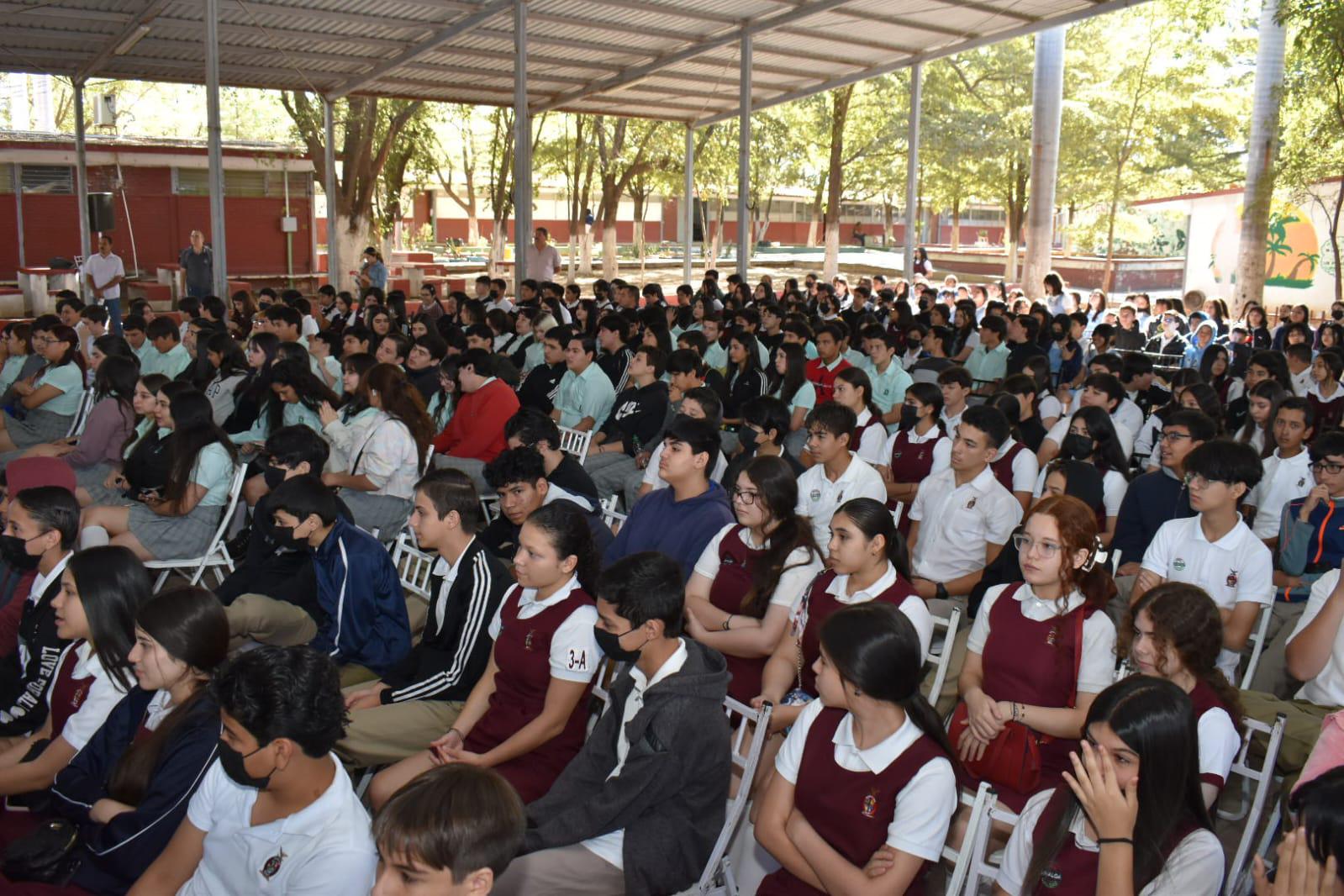 $!Salud y SEPyC presenta programa ‘Si te drogas te dañas’ para jóvenes