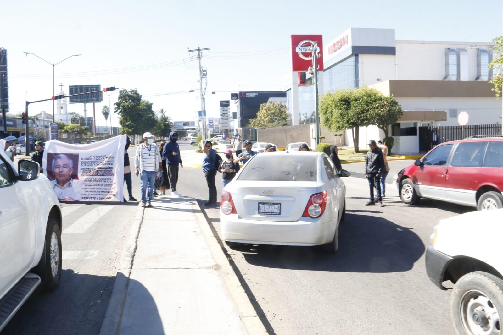 $!Llevan al Congreso de Sinaloa denuncia de acoso sexual por parte de funcionarios