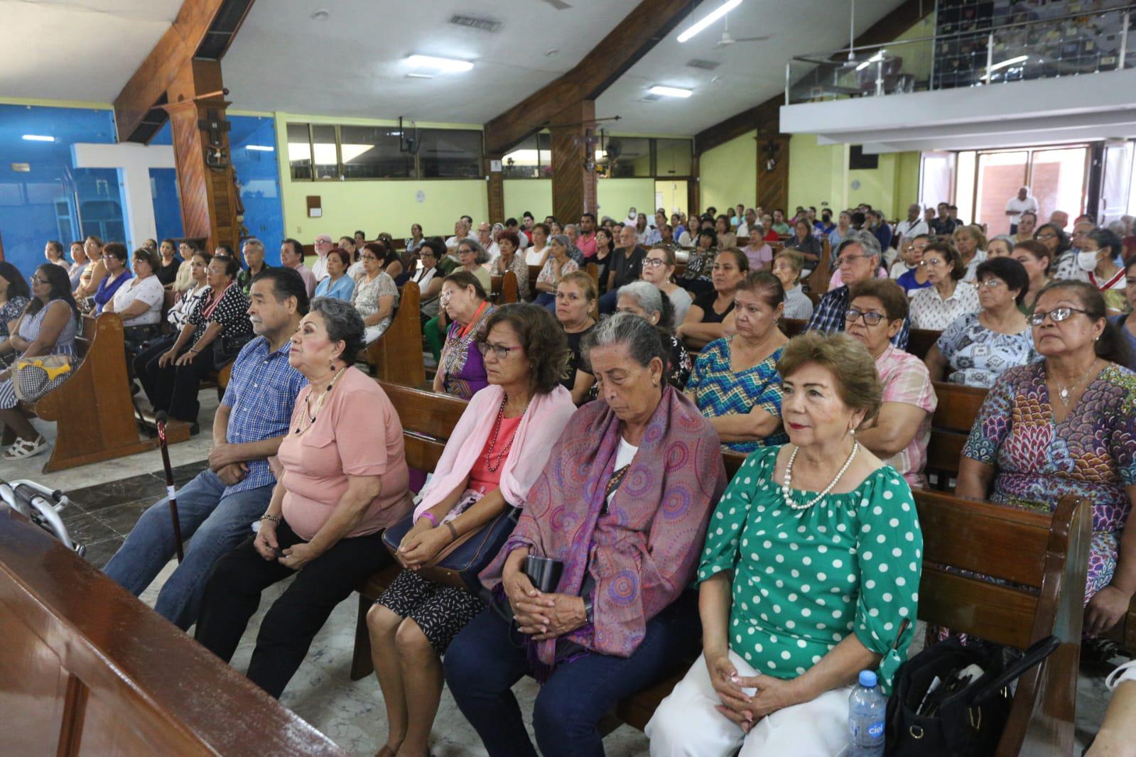 $!Despiden con eucaristía especial reliquias de San Chárbel, en Mazatlán