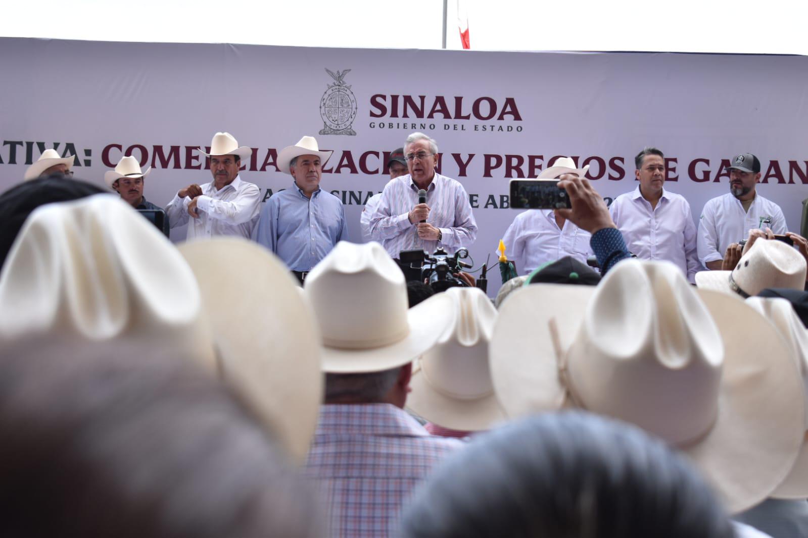 $!Productores agrícolas de Sinaloa hacen oír sus reclamos en Culiacán