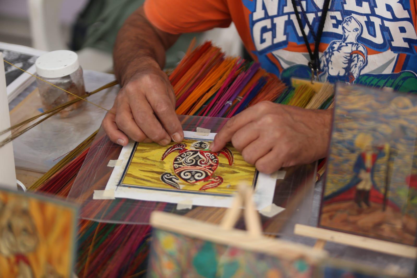 $!Resaltan la identidad e historia de Sinaloa en la Expo Feria Artesanal, en Mazatlán