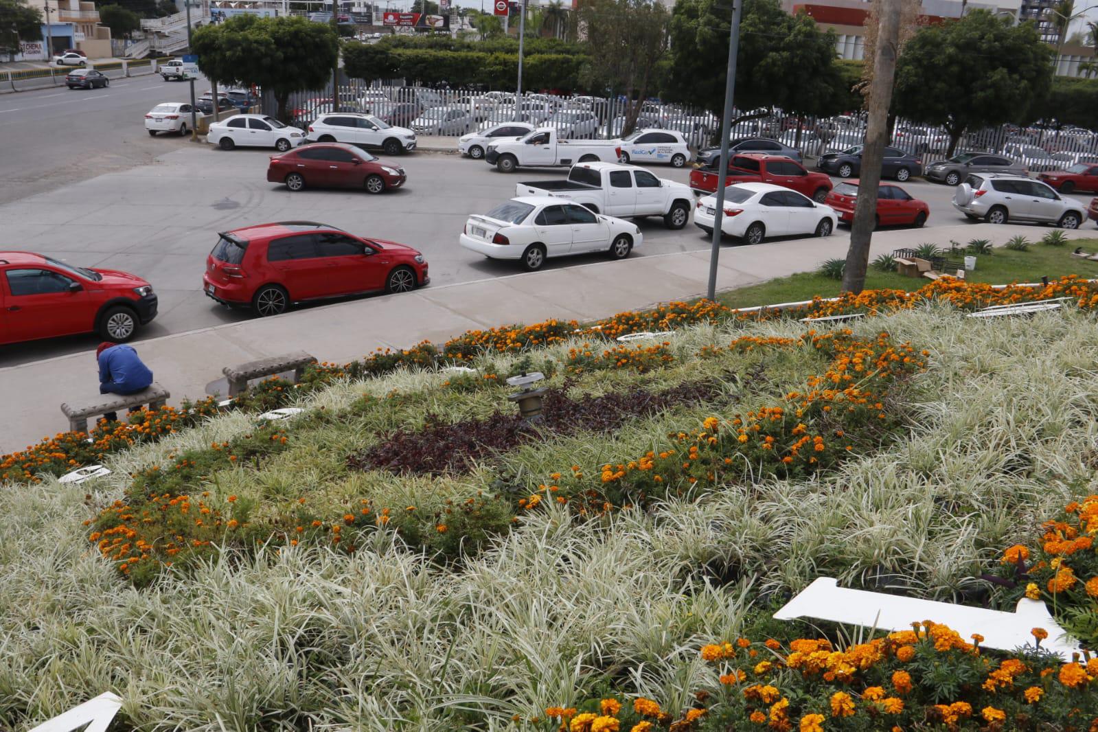 $!Reloj floral de Culiacán ya no tiene manecillas a cuatro meses de inaugurado