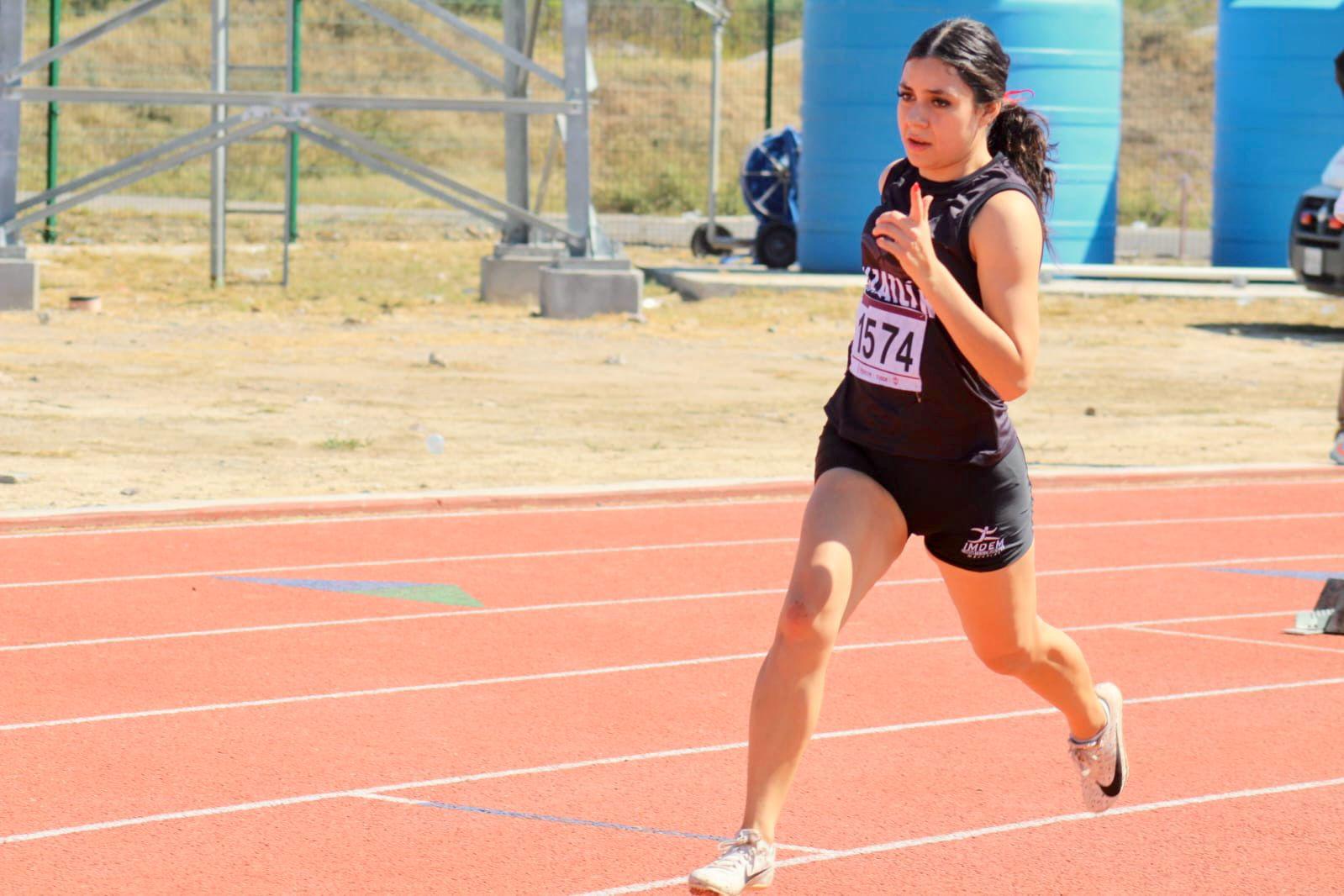 $!Brilla Mazatlán en el arranque del estatal de atletismo