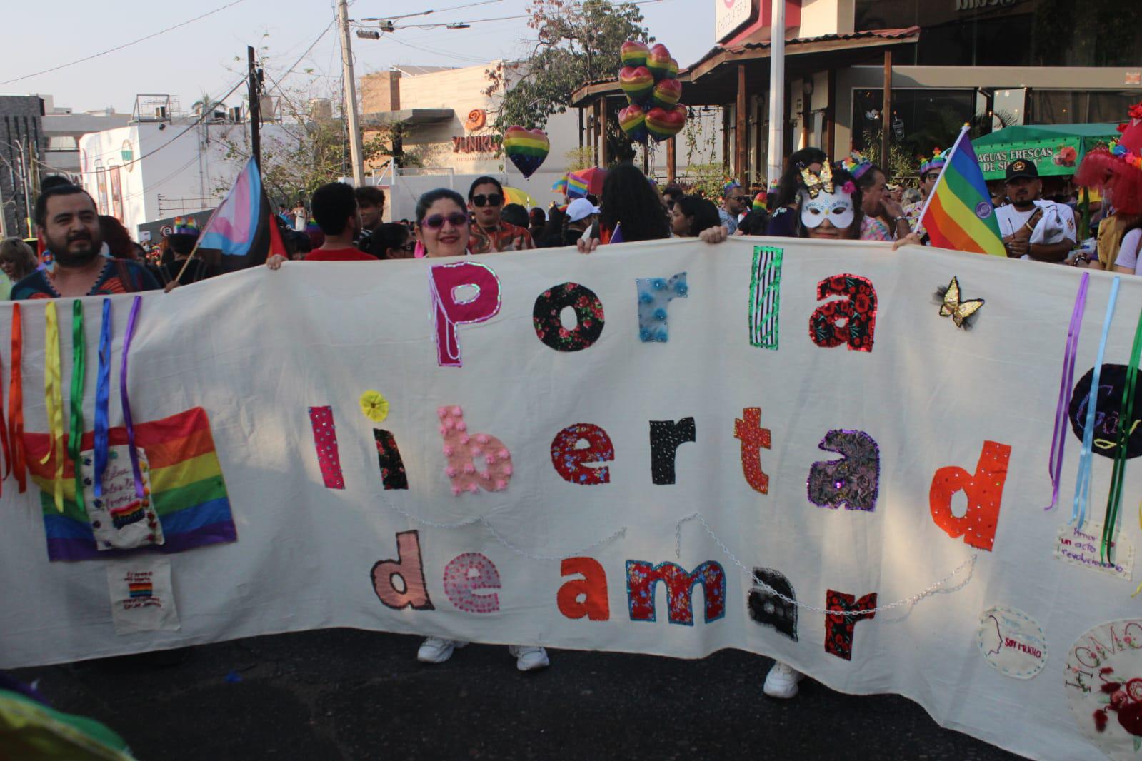 $!Realizan Marcha de la Diversidad en Culiacán; denuncian problemáticas de la comunidad LGBTQ+