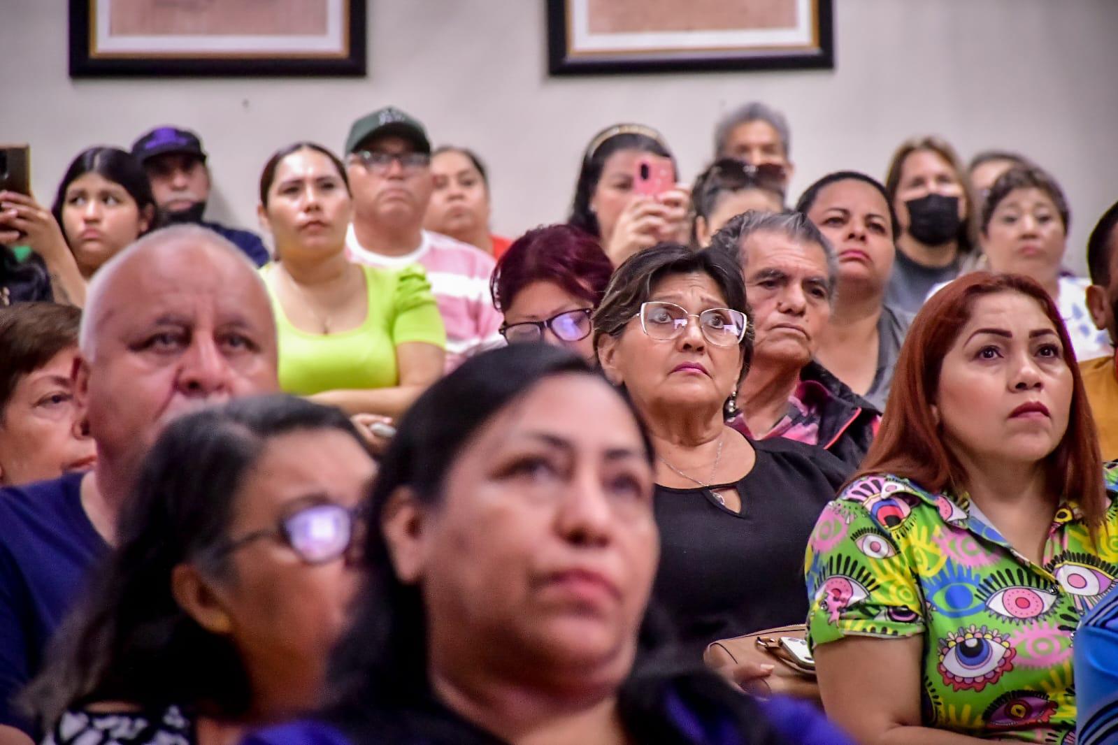 $!Iniciará el proceso de regularización de las viviendas de Hogar el Pescador, en Mazatlán