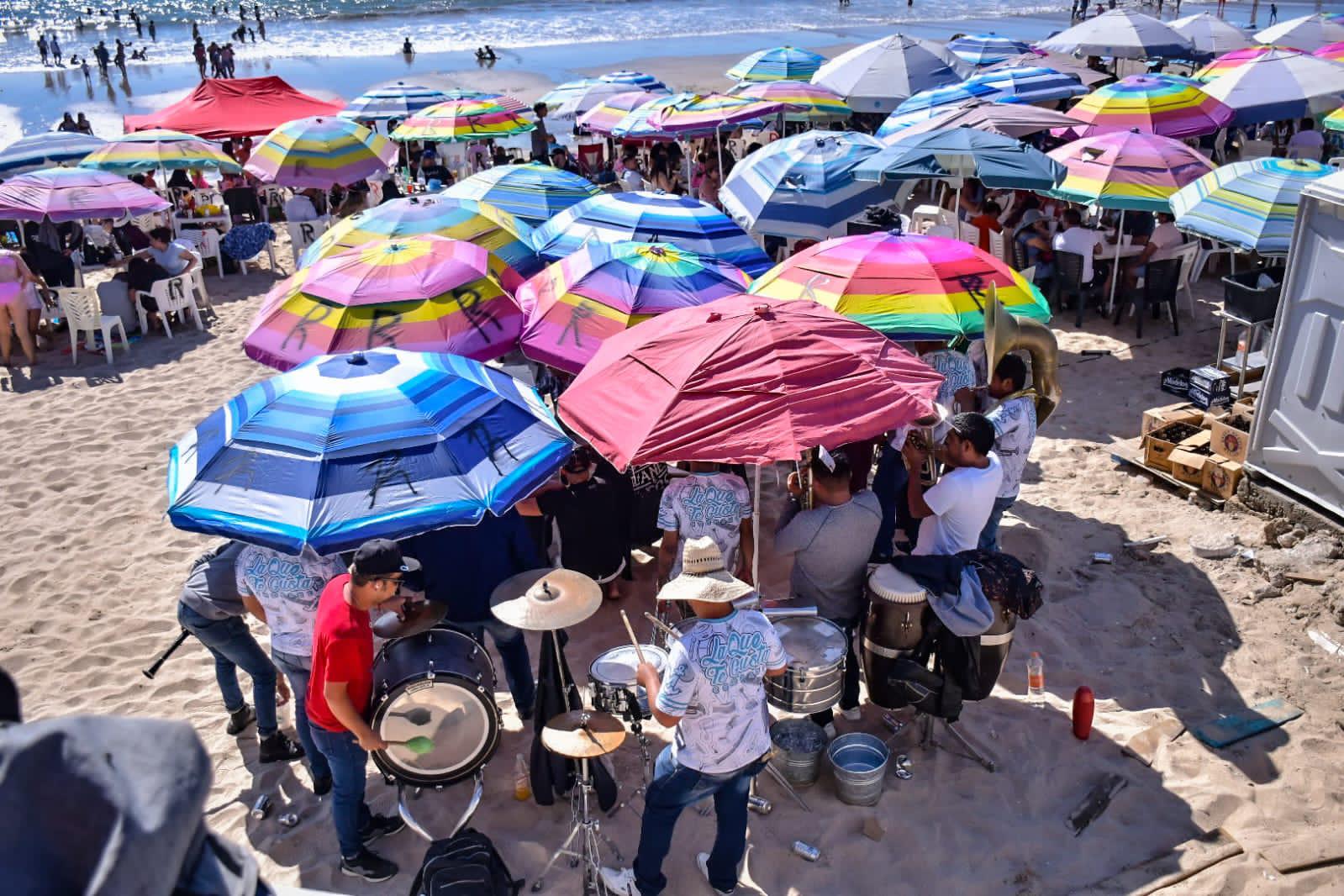 $!Tiene Mazatlán lleno total de turistas por Carnaval