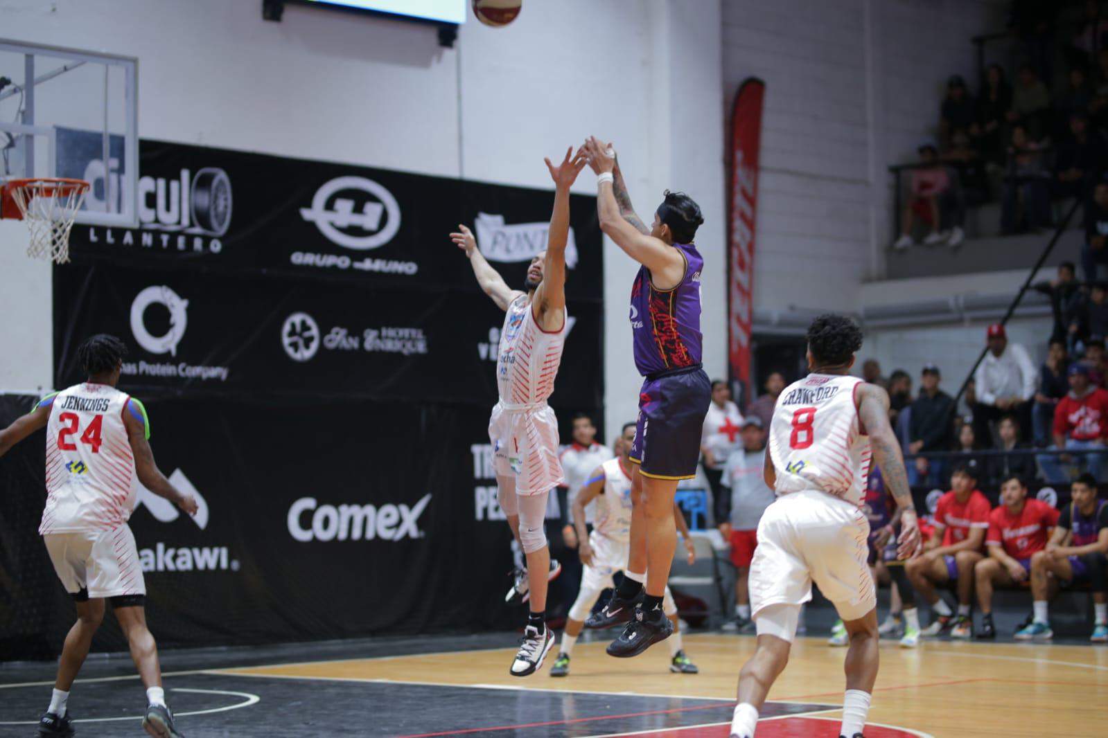 $!Venados Basketball da golpe de autoridad en Guaymas