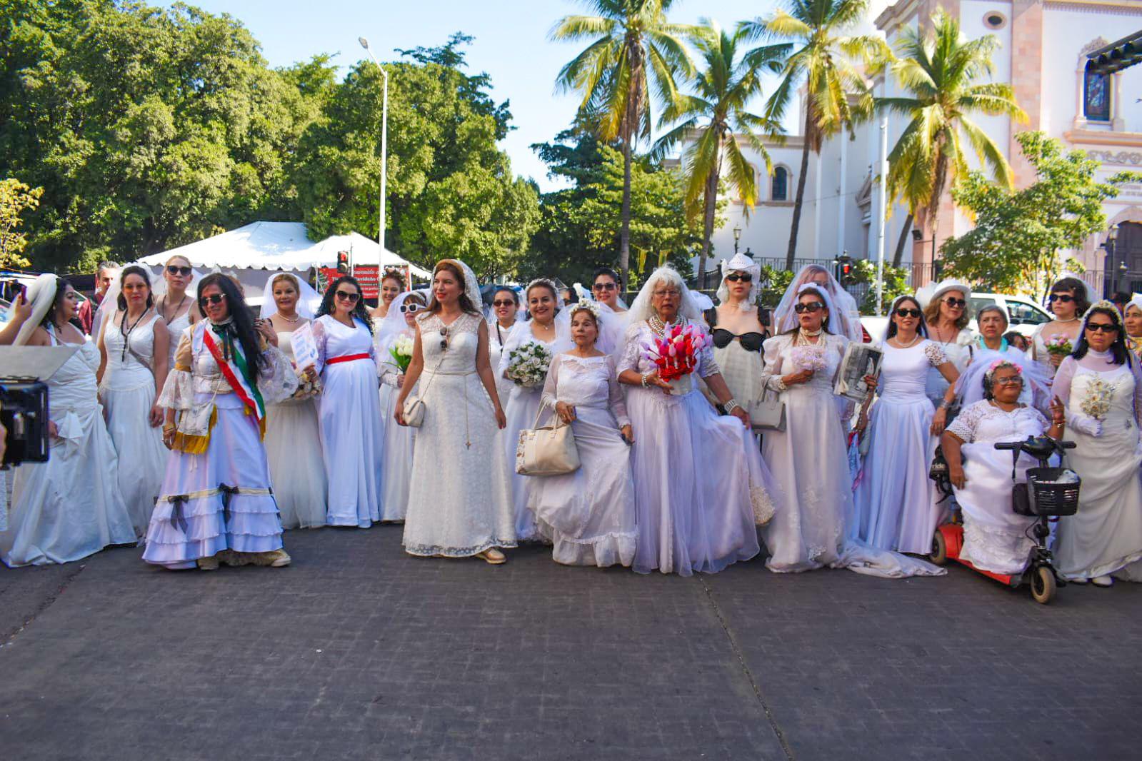 $!Lupita La novia de Culiacán representada por mujeres del país.