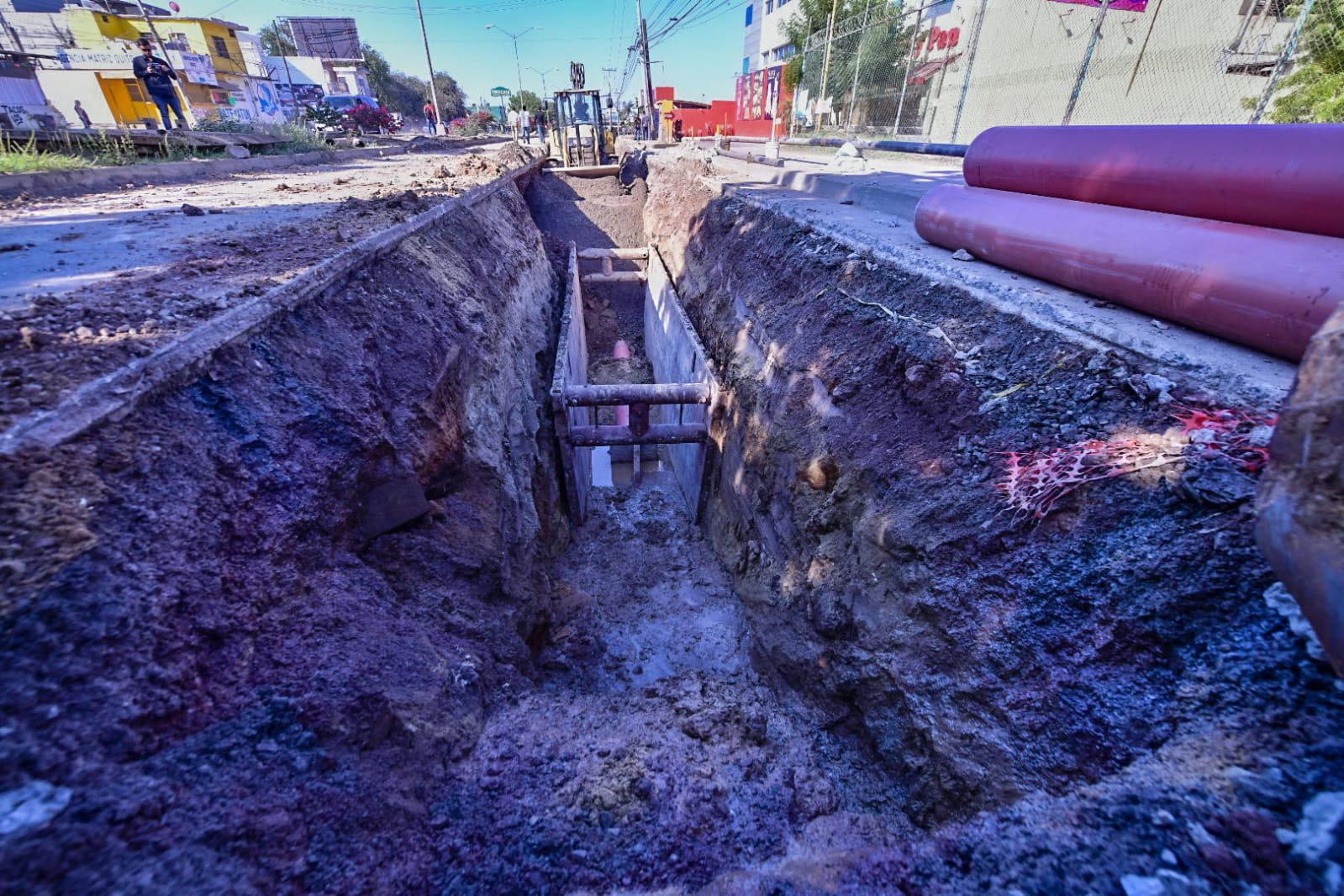 $!Se atiende un problema de salud pública con reposición de tuberías del Colector Conchi