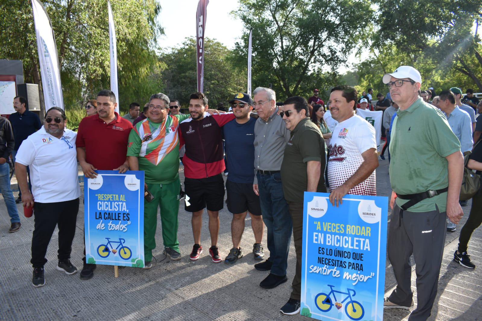 $!Concientizan con rodada en Culiacán por el Día Mundial de la Bicicleta